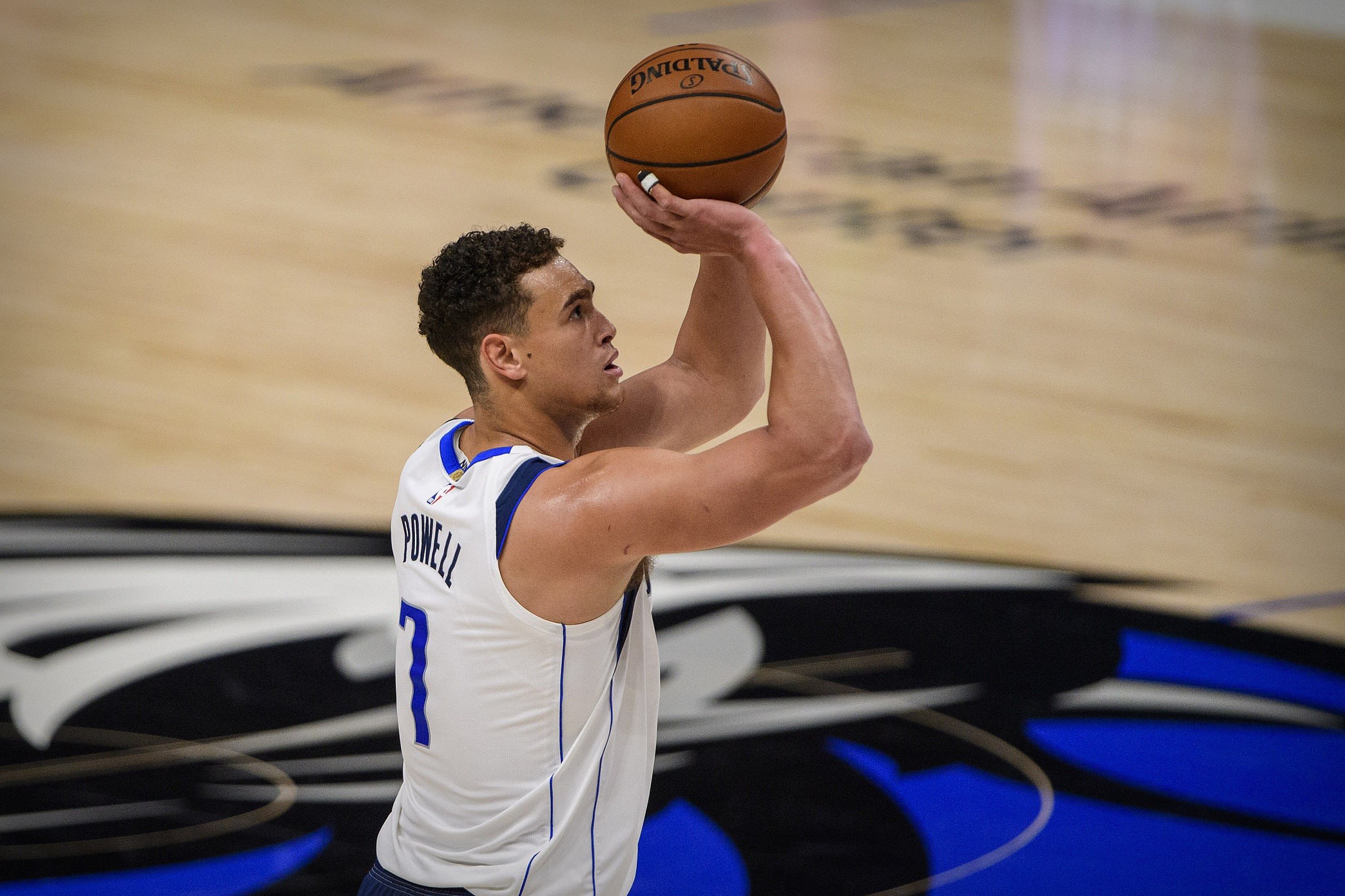 Dallas Mavericks NBA opening night center: Dwight Powell
