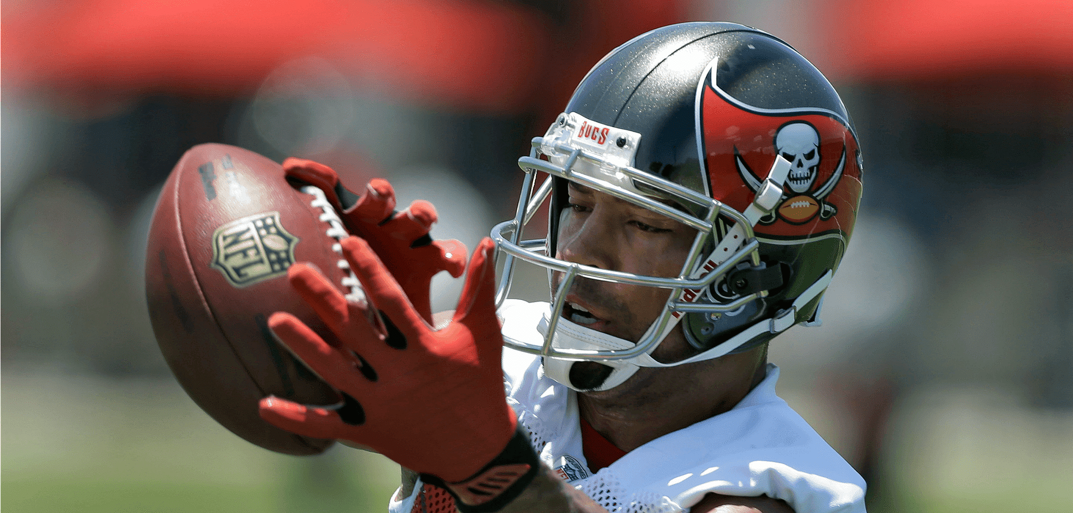 Courtesy of USA Today: Carolina's secondary doesn't stand a chance against Jackson. 