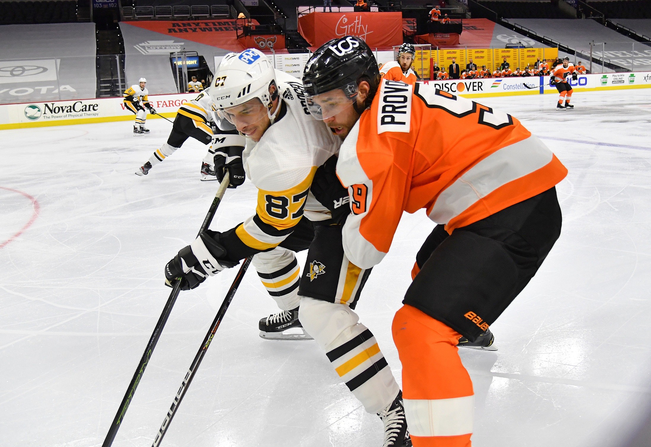 The 2020-21 NHL season's East Division winners and losers