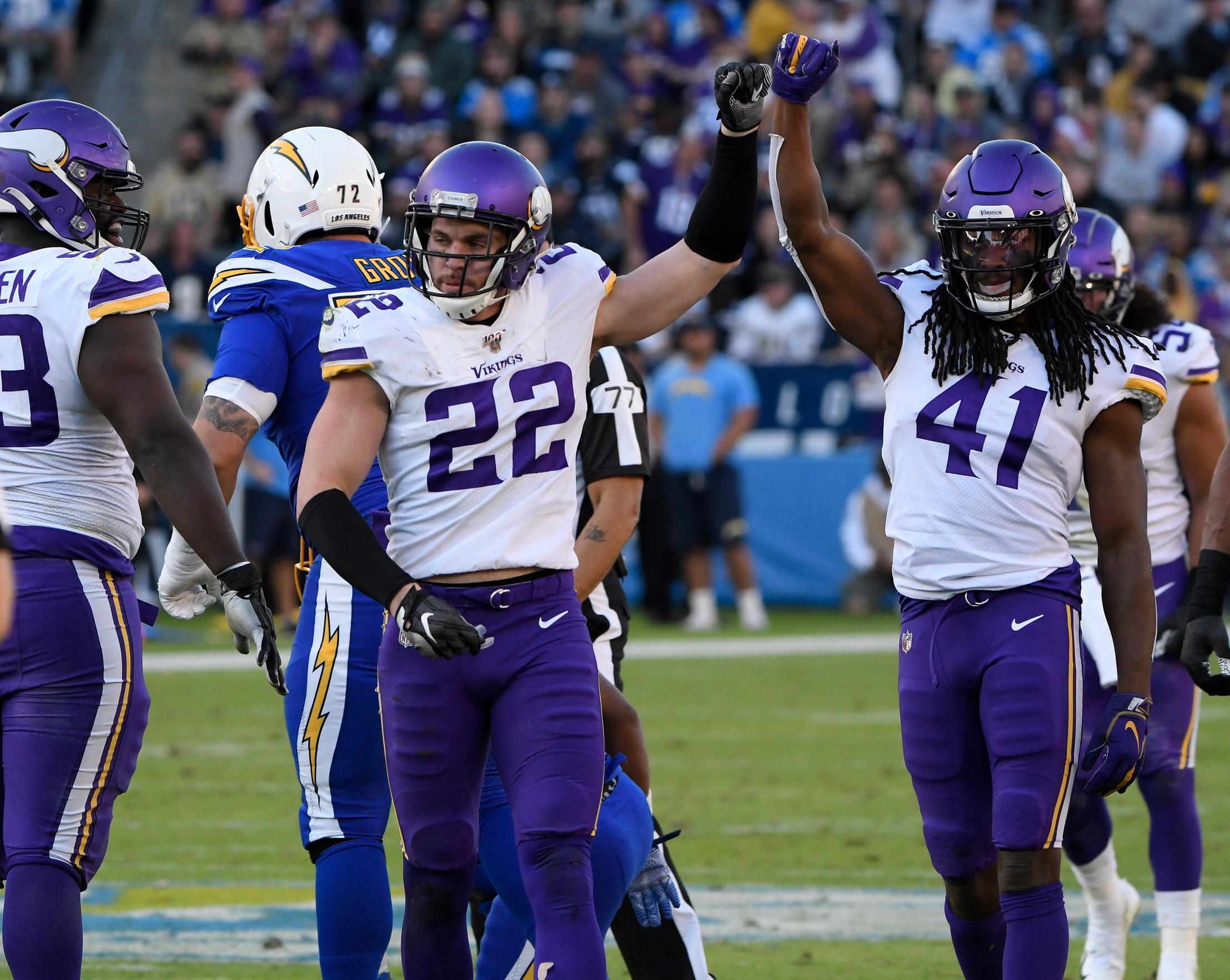 Minnesota Vikings' Xavier Woods is a viable replacement for Anthony Harris