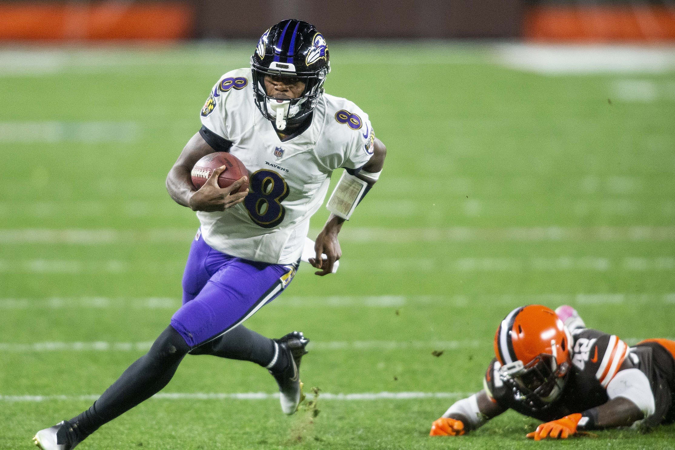 Baltimore Ravens: Lamar Jackson quiets critics vs. Browns