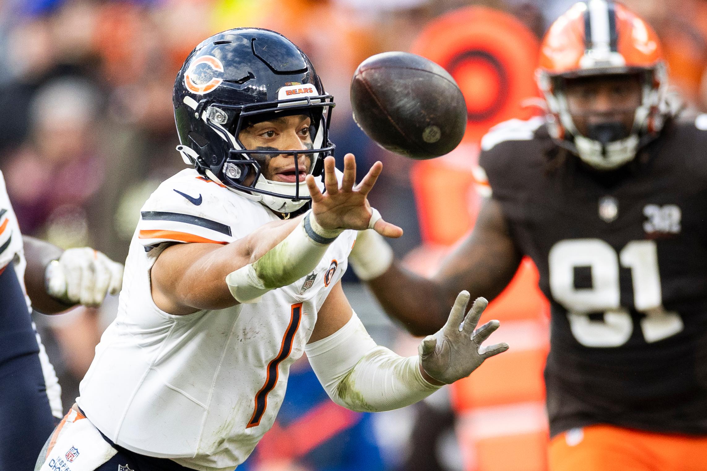 chicago bears qb justin fields