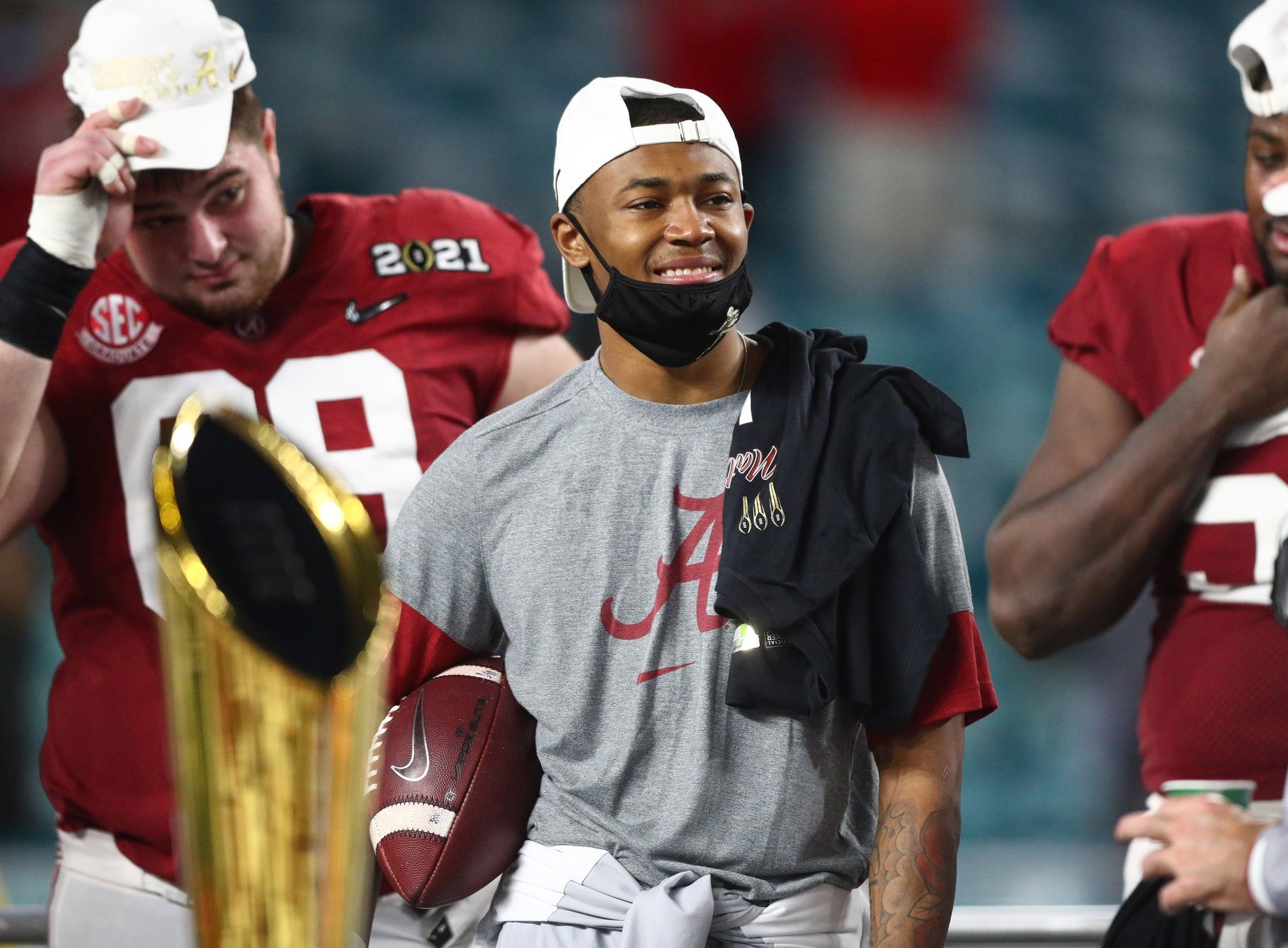 Philadelphia Eagles draft Devonta Smith