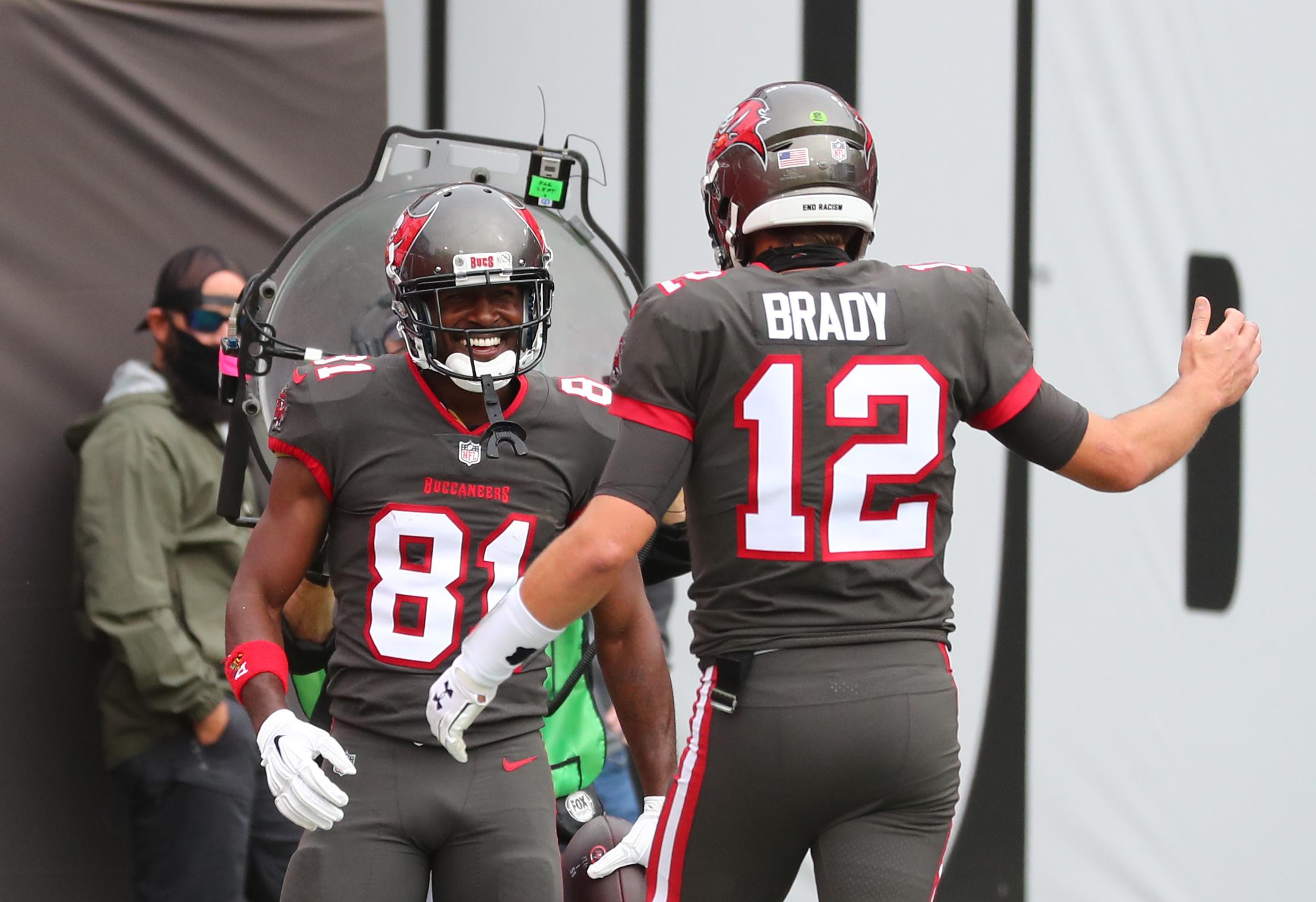 antonio brown goes after tom brady again