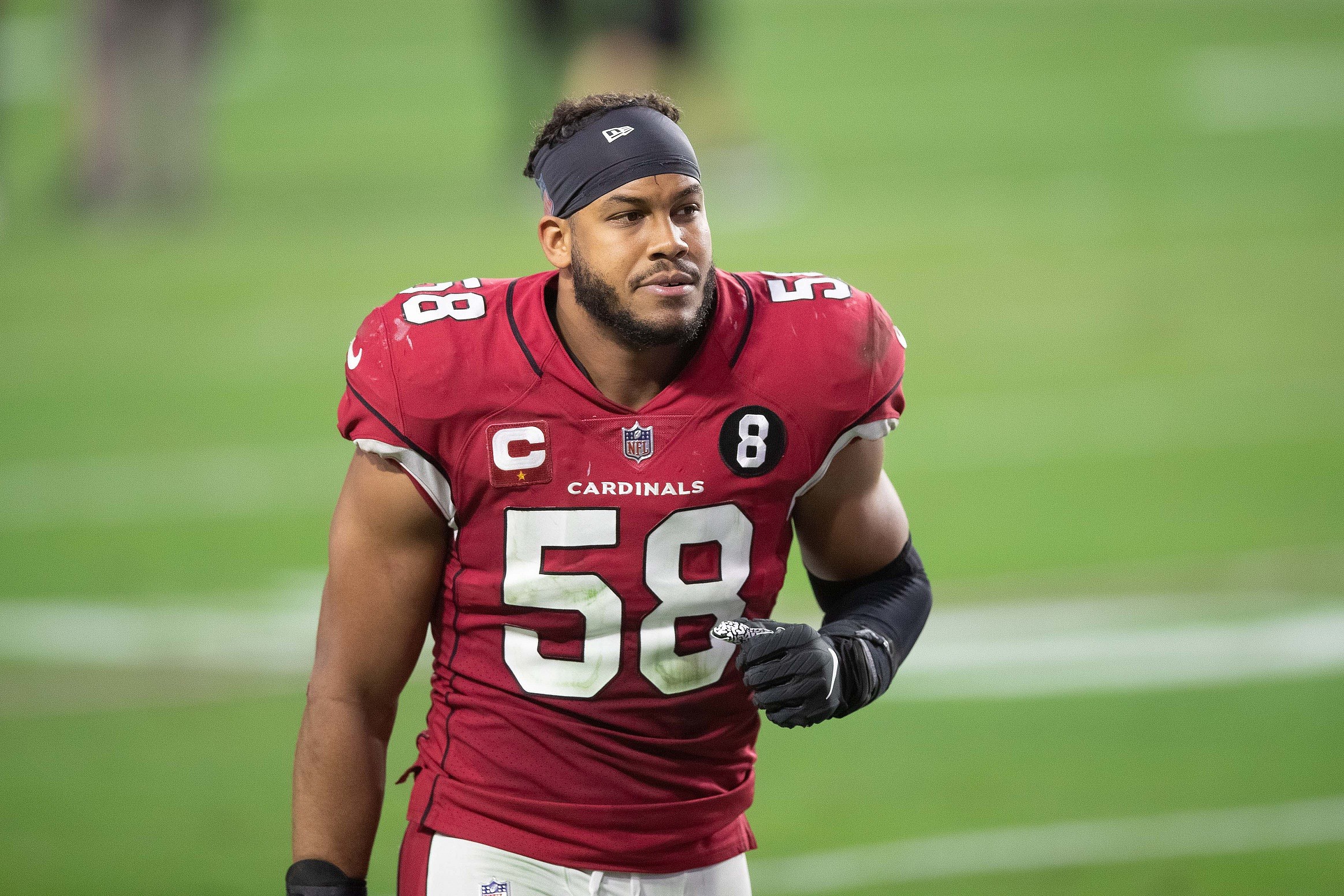 Landing spots for Jordan Hicks after Zaven Collins' promotion