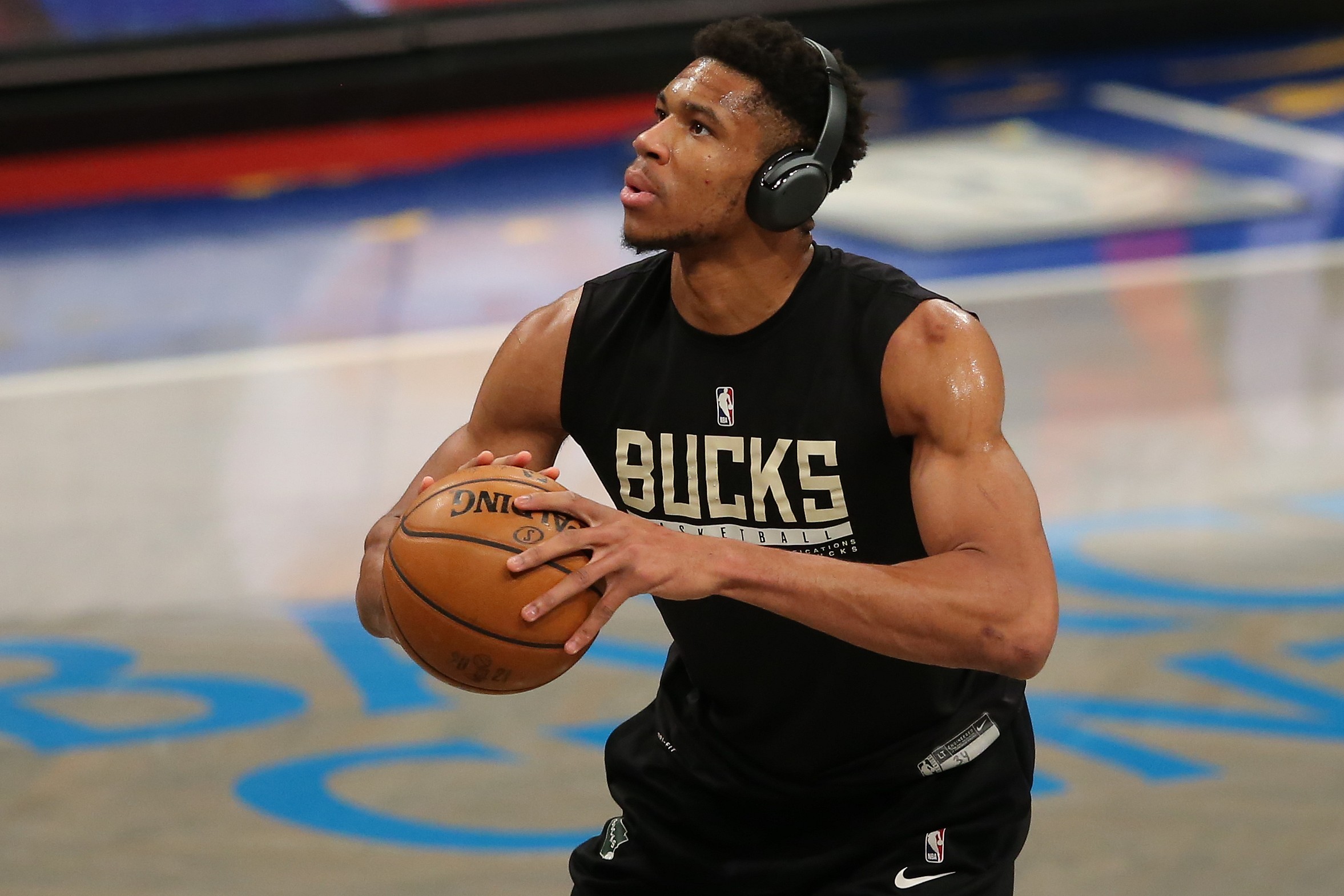 giannis antetokounmpo all-nba first team