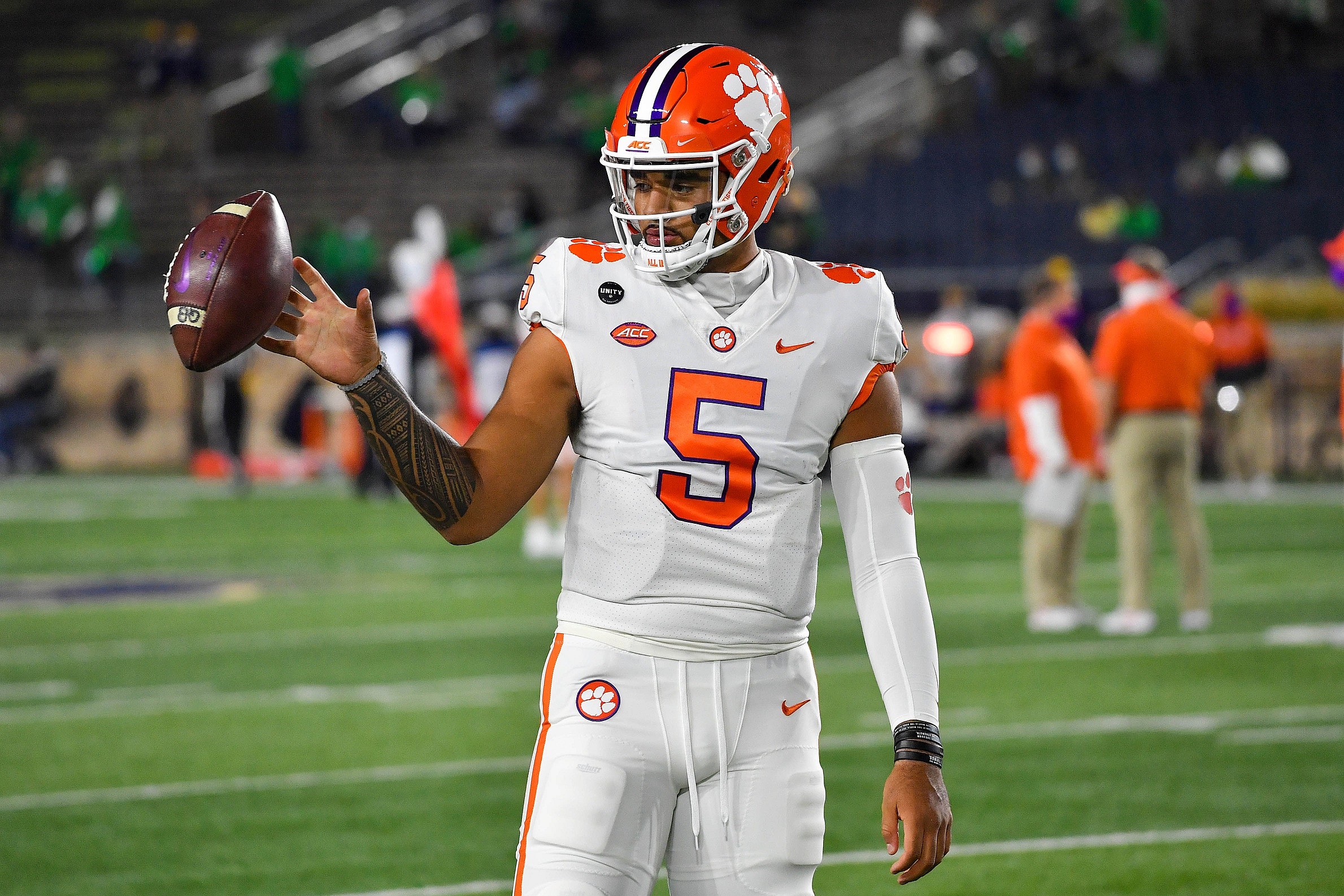 College football betting: DraftKings lists Alabama, Clemson with highest 2021 win totals
