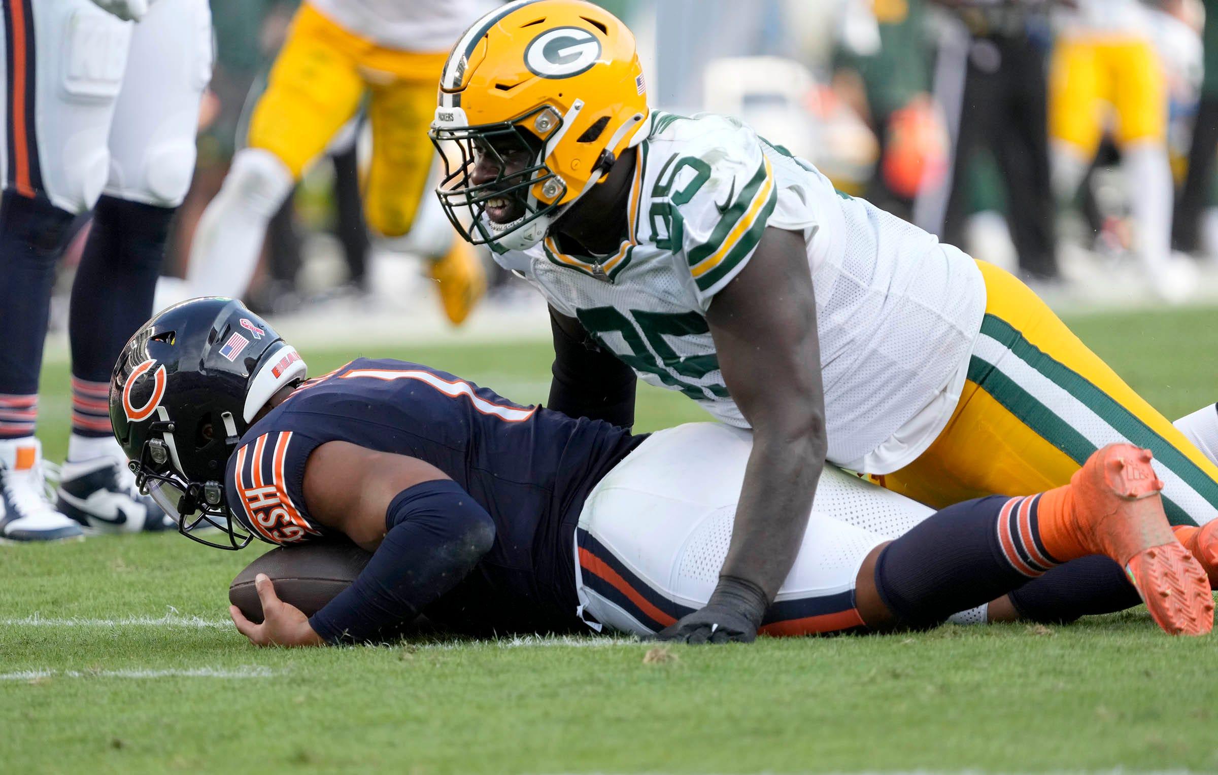 nfl quarterback performances week 1: justin fields