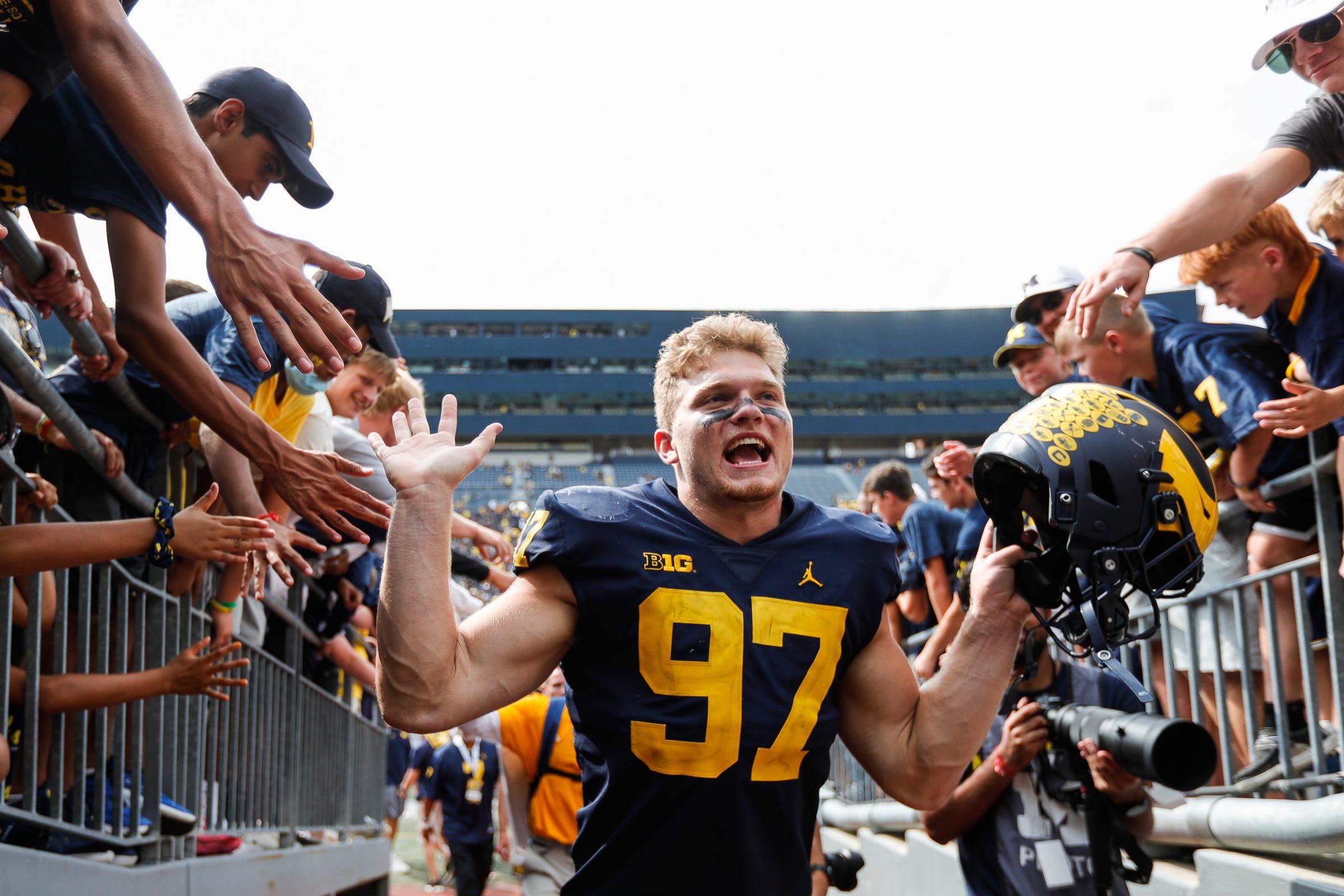 nfl draft: houston texans select aidan hutchinson