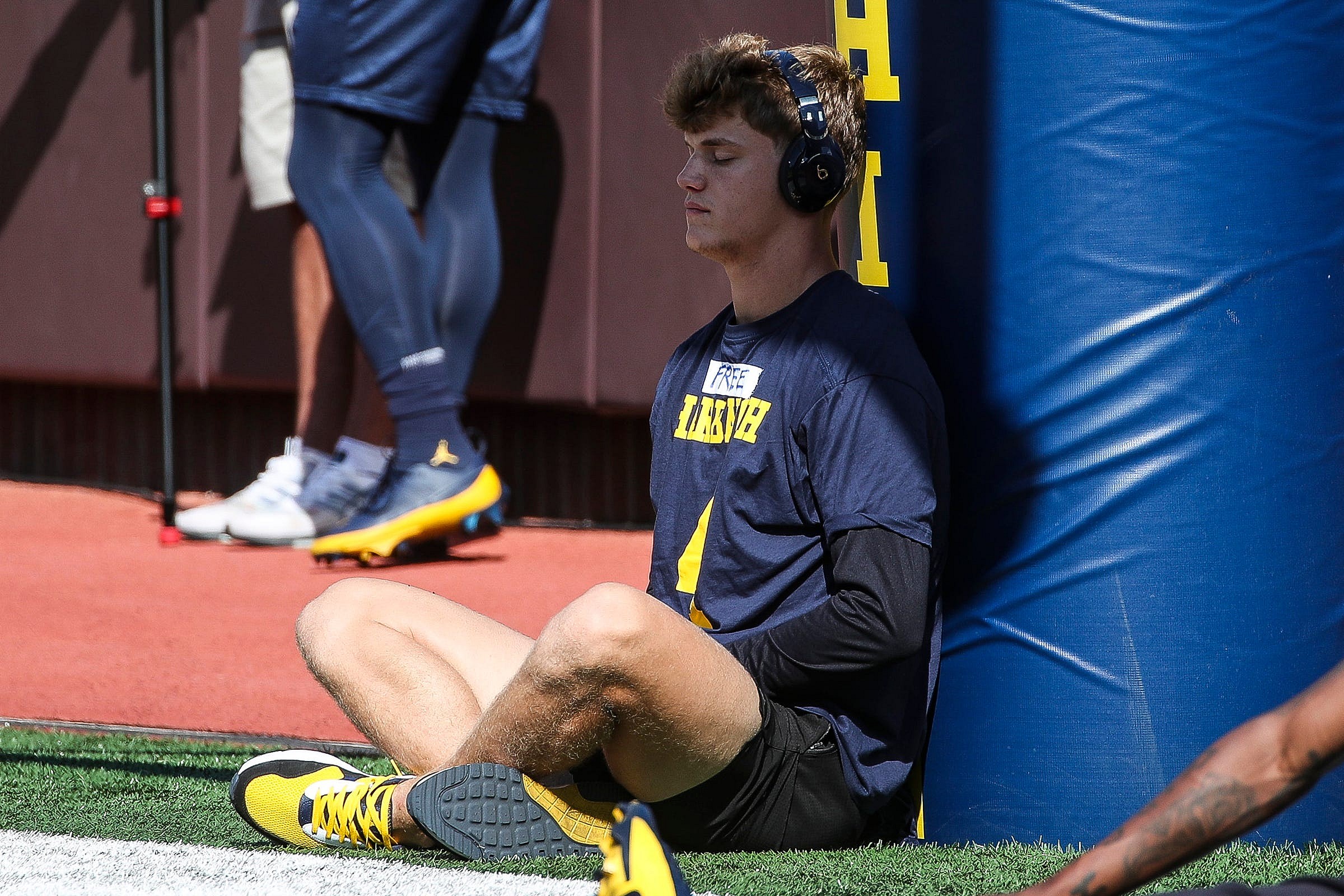 Michigan wolverines: J.J. McCarthy "Free Harbaugh" shirt