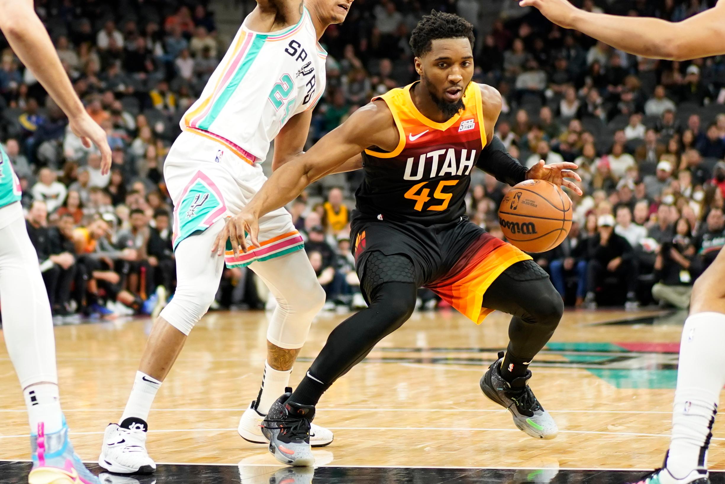 NBA: Utah Jazz at San Antonio Spurs