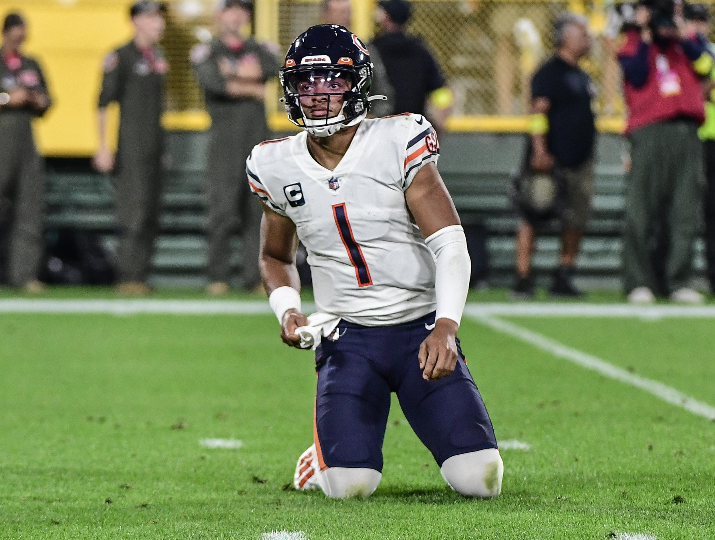 NFL: Chicago Bears at Green Bay Packers
