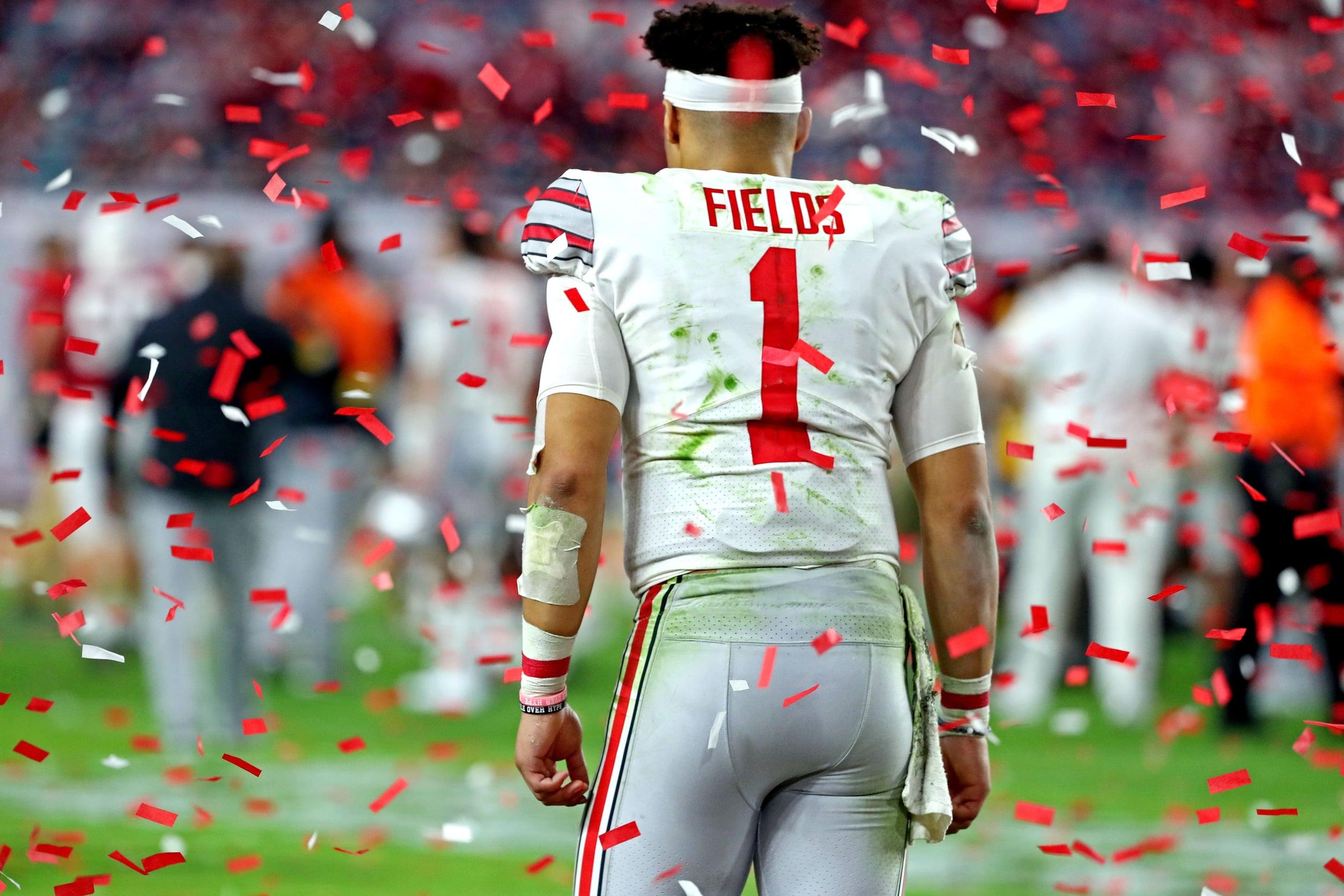 Chicago Bears trade up for Justin Fields