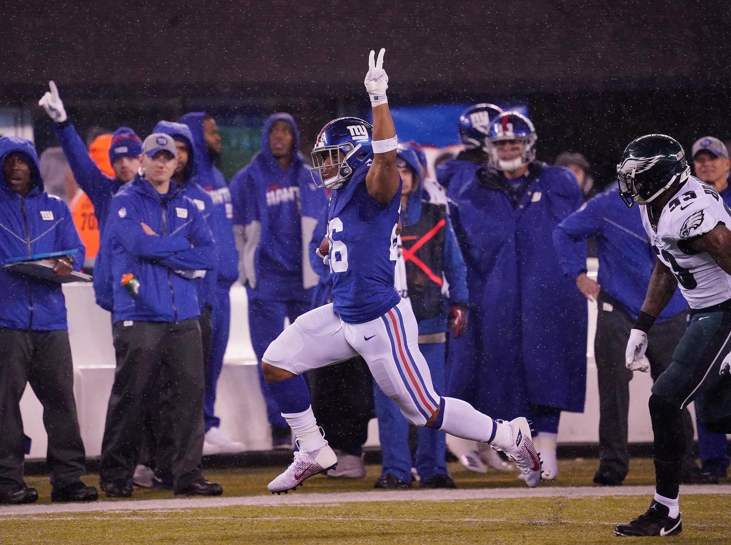 New York Giants running back Saquon Barkley celebrates