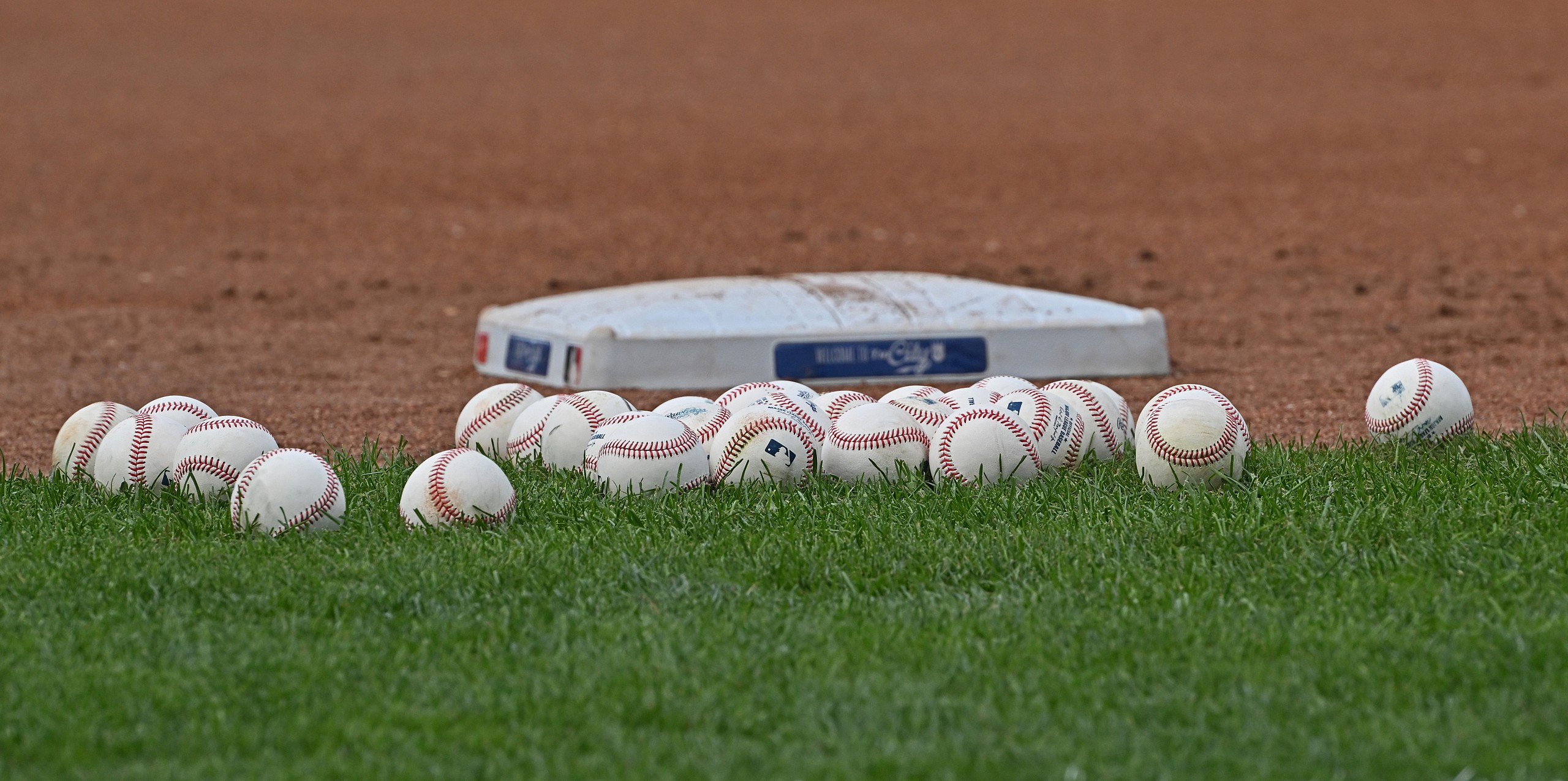 MLB: Cleveland Guardians at Kansas City Royals