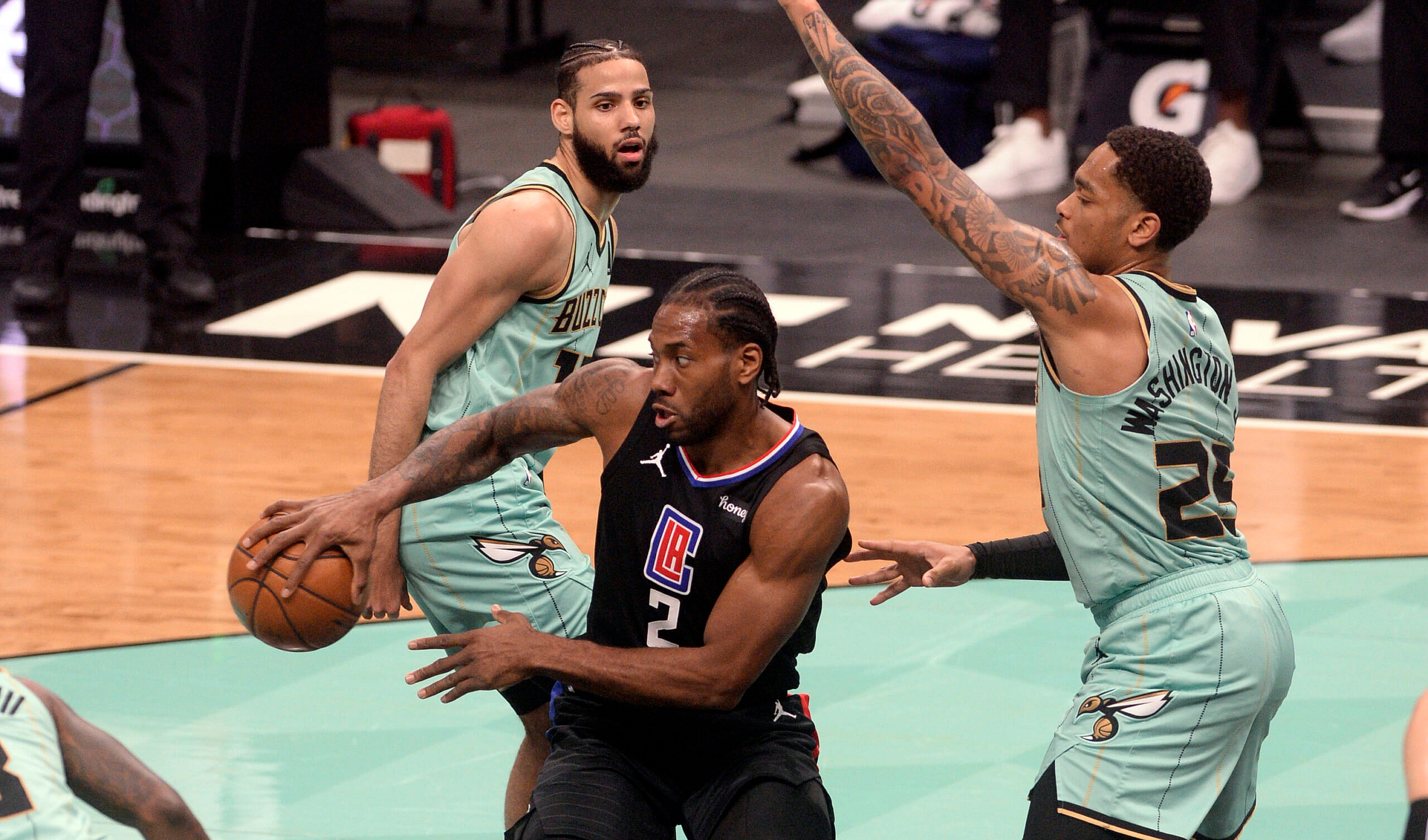 kawhi leonard free agent destinations: charlotte hornets
