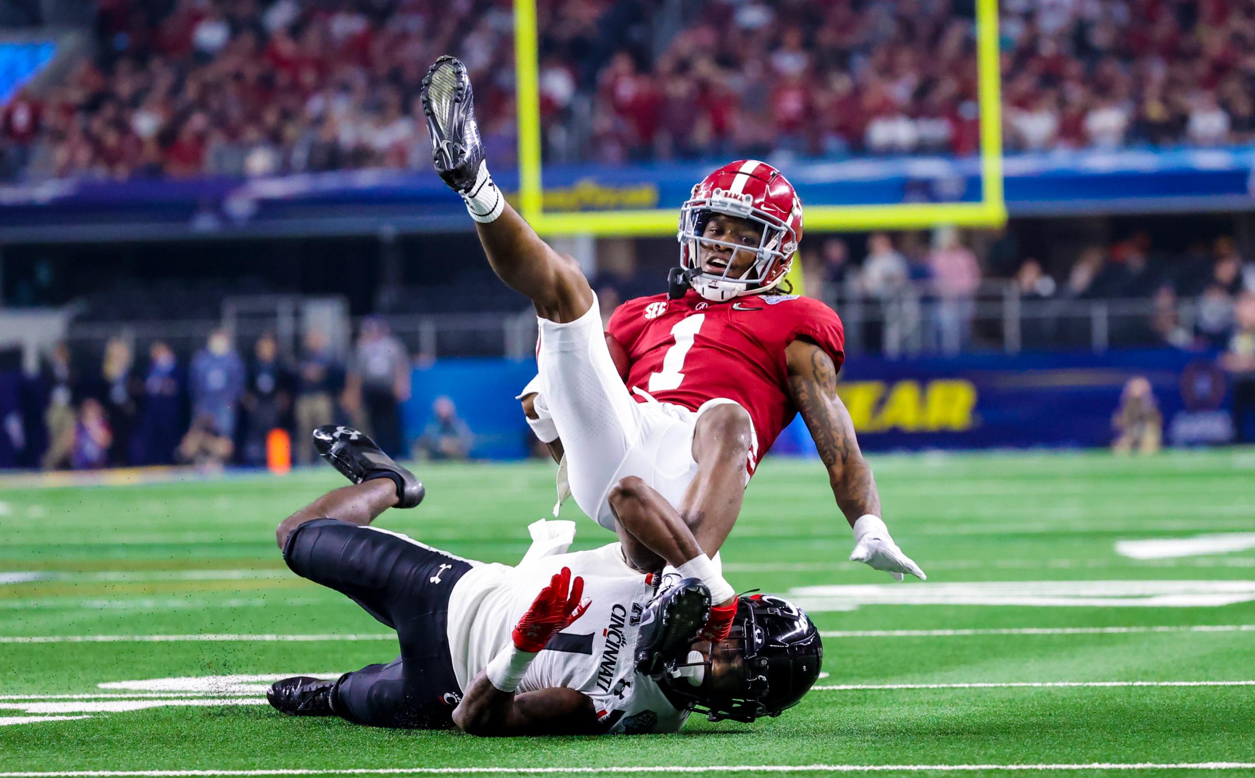 NCAA Football: Cotton Bowl Classic-Cincinnati at Alabama