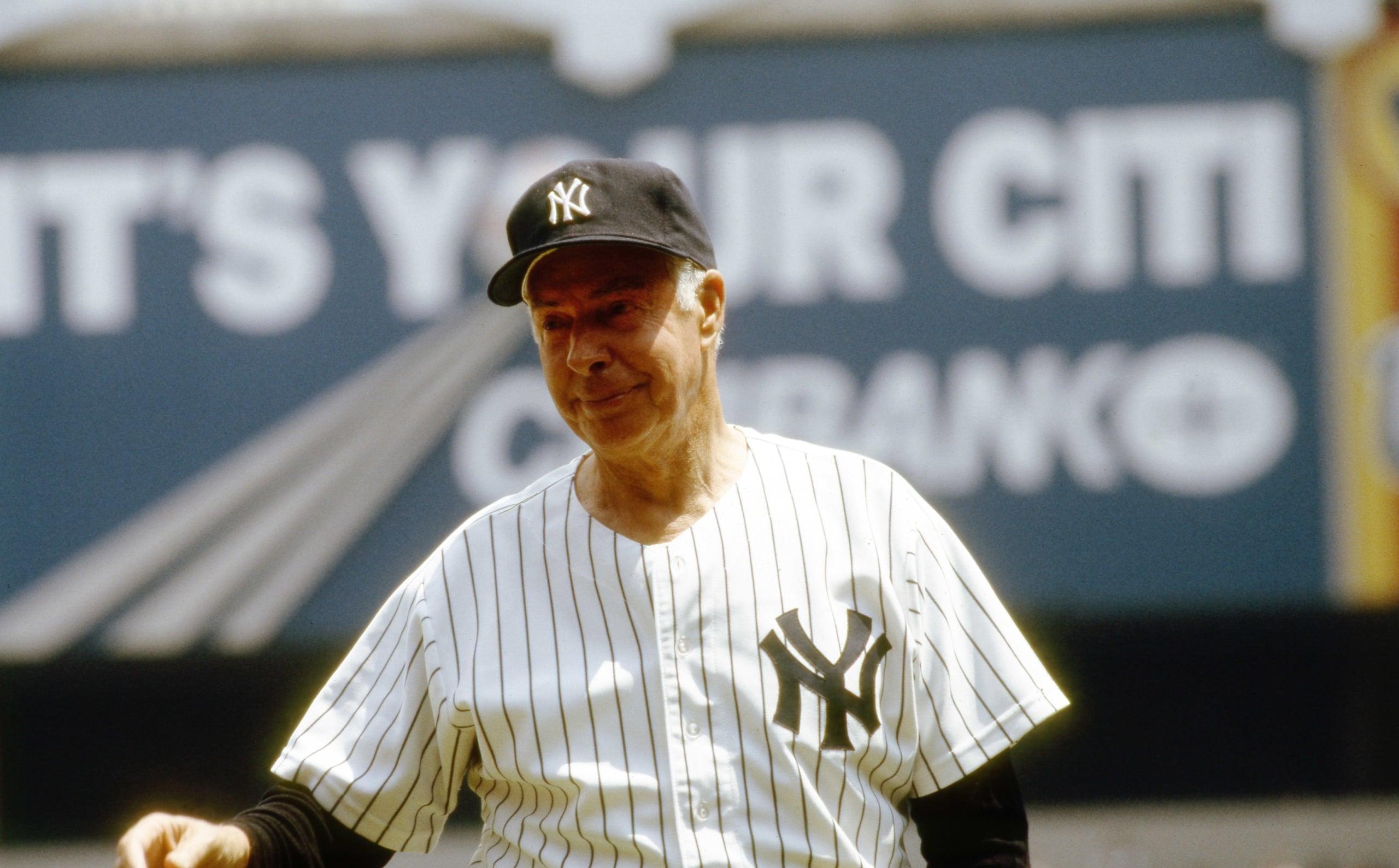 gretest new york yankees players of all-time:  joe dimaggi