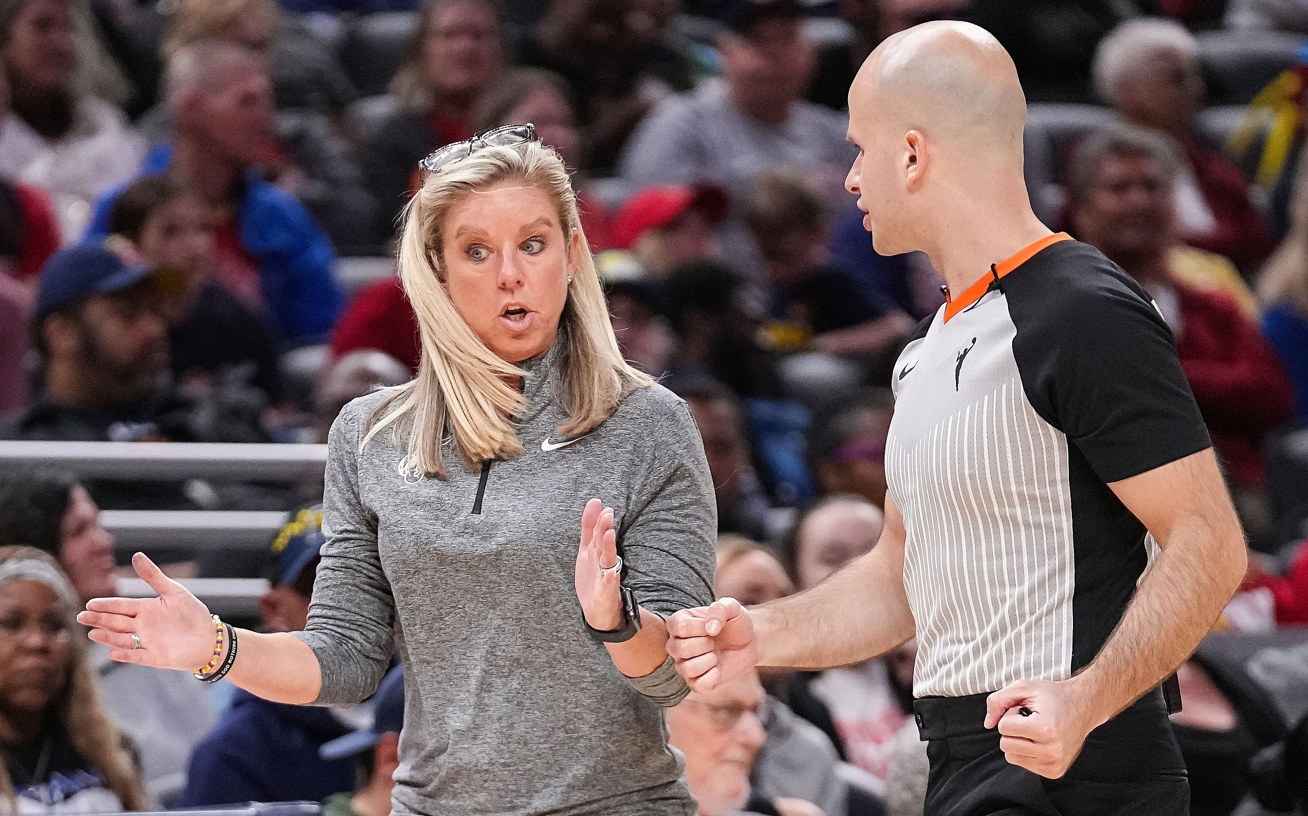 Caitlin Clark, Indiana Fever