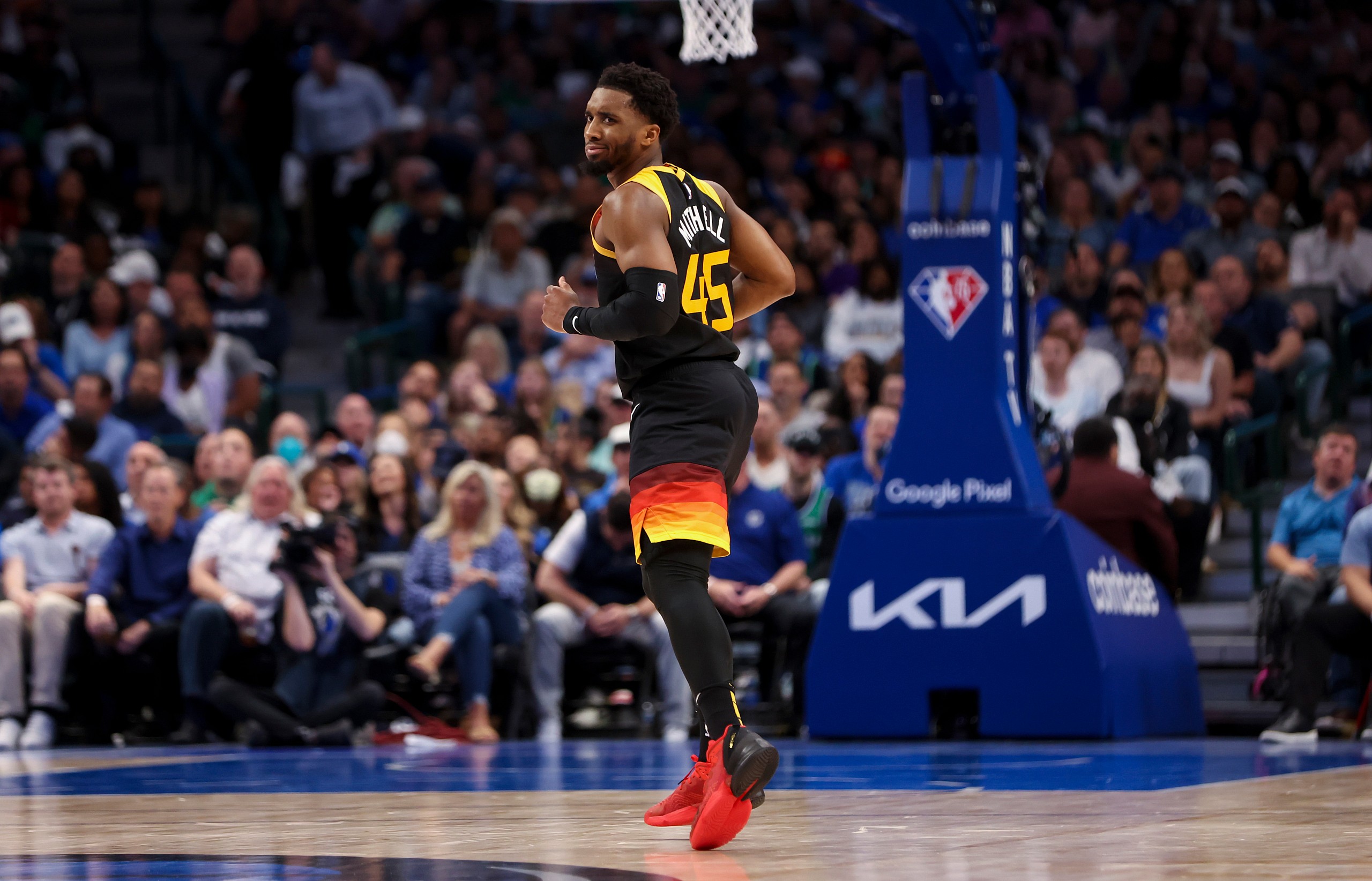 donovan mitchell trade rumors, new york knicks
