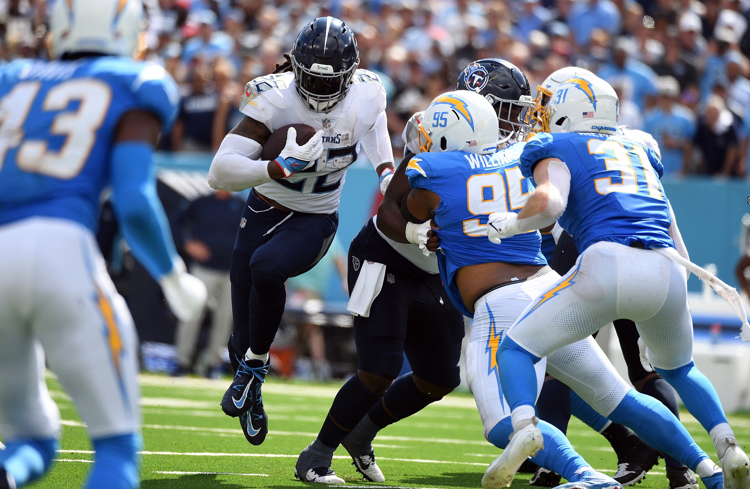 derrick henry trade los angeles chargers