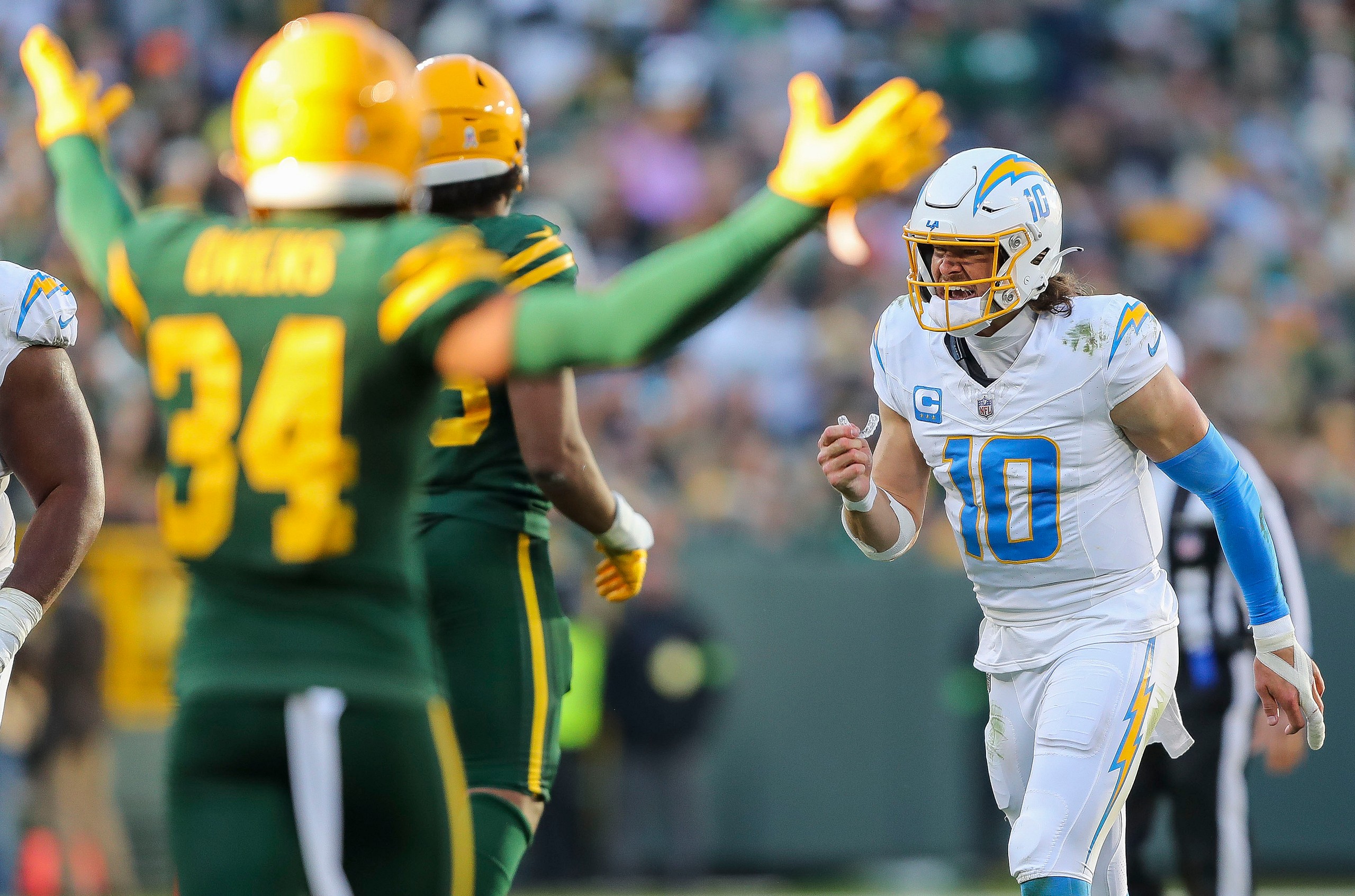week 12 fantasy football start and sit: justin herbert