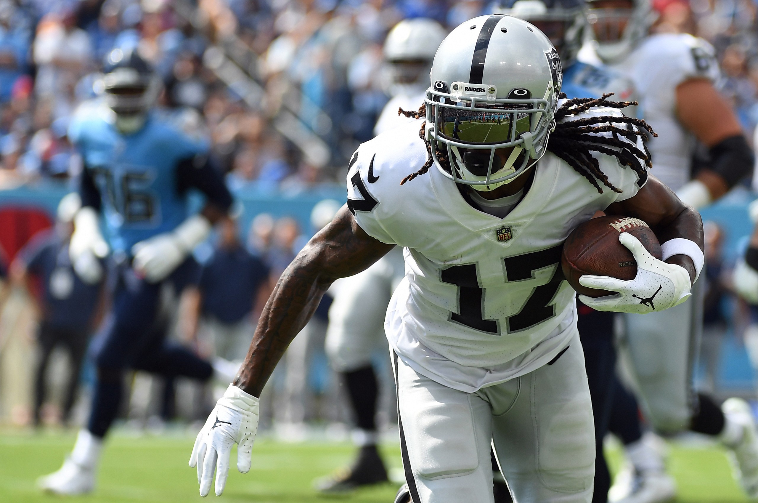 NFL: Las Vegas Raiders at Tennessee Titans
