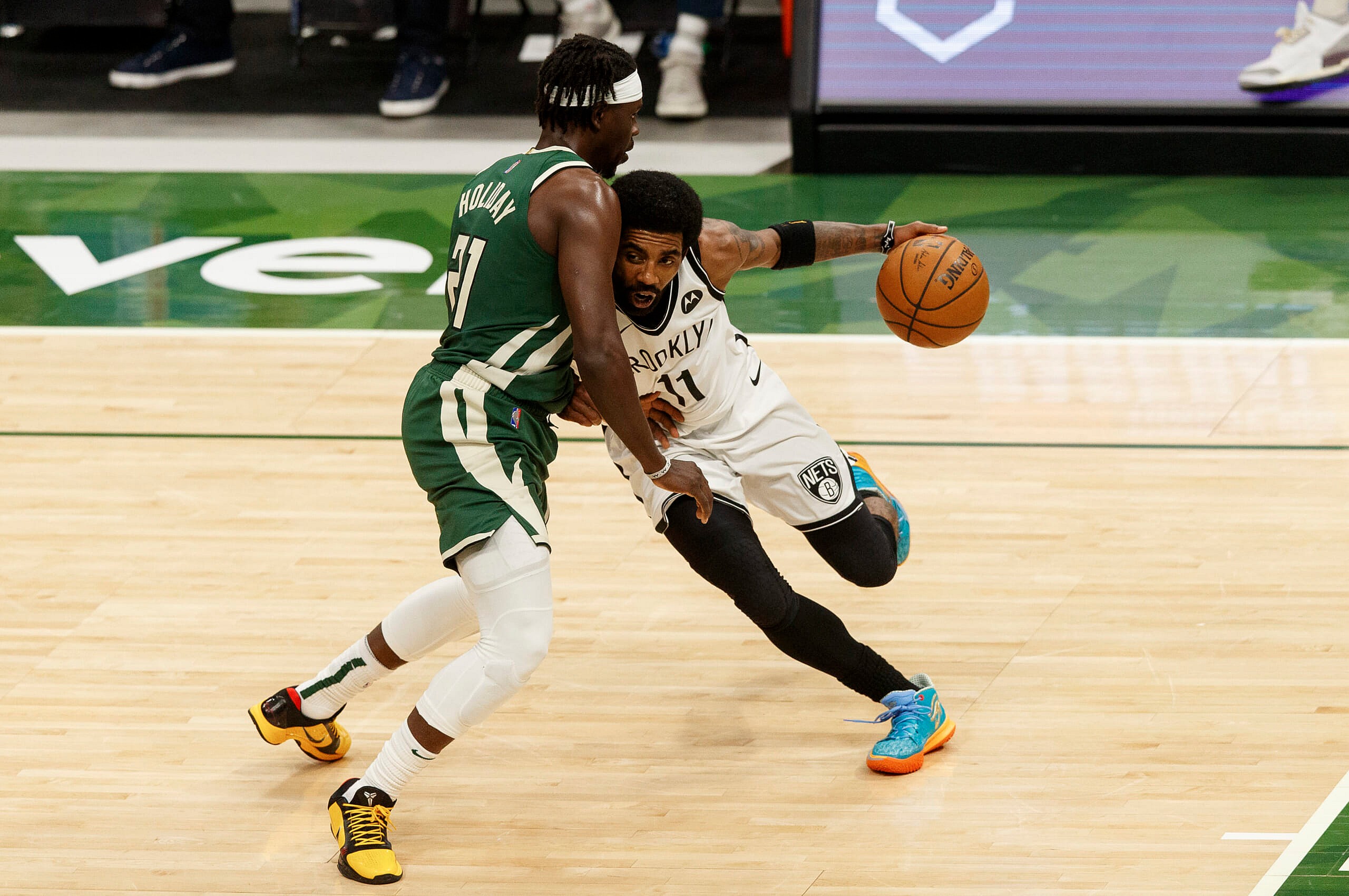 kyrie irving, jrue holiday