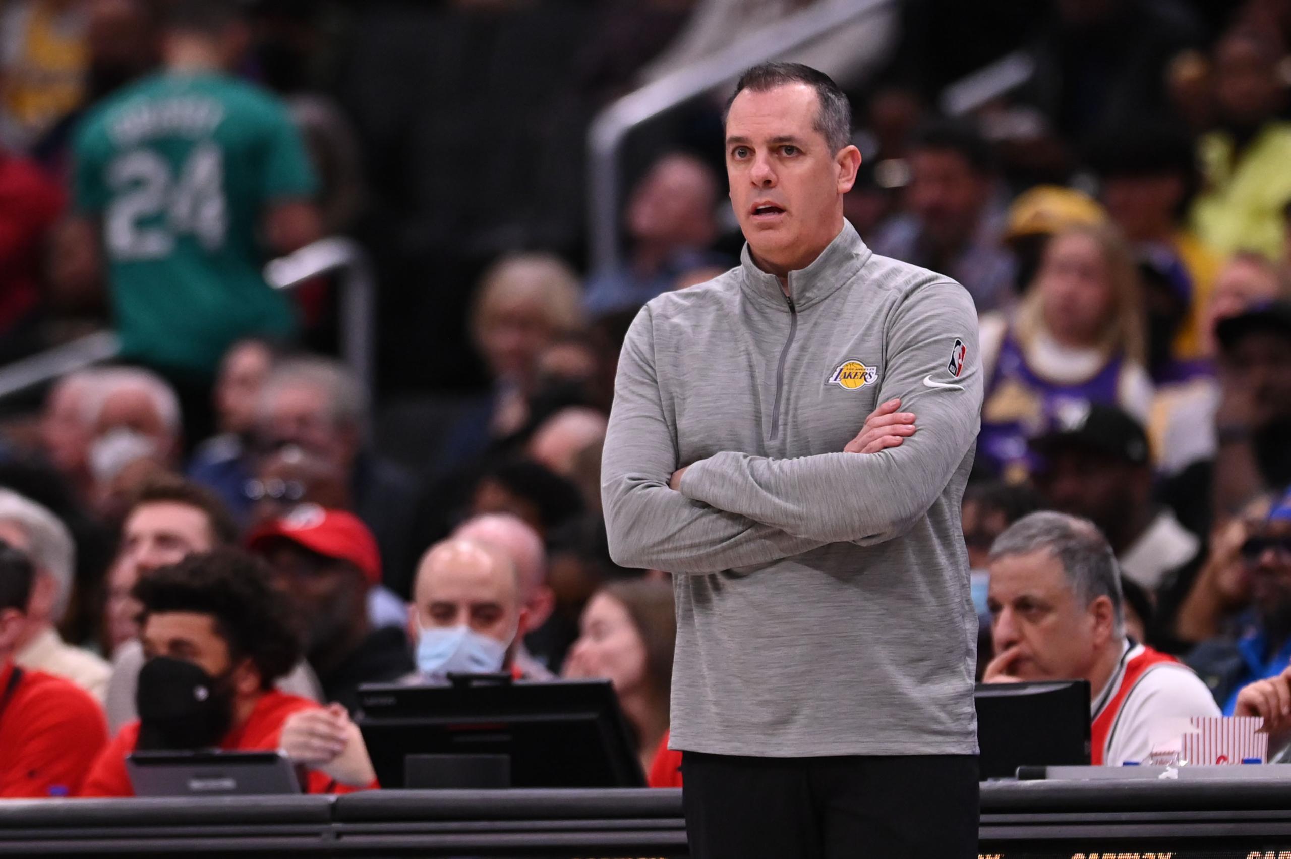 los angeles lakers to fire frank vogel