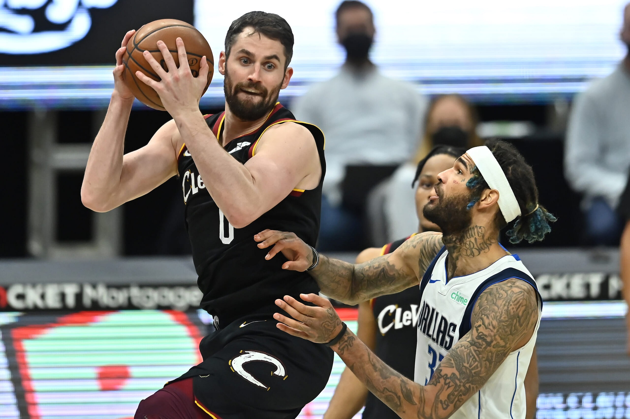 cleveland cavaliers use third pick to rid them of kevin love