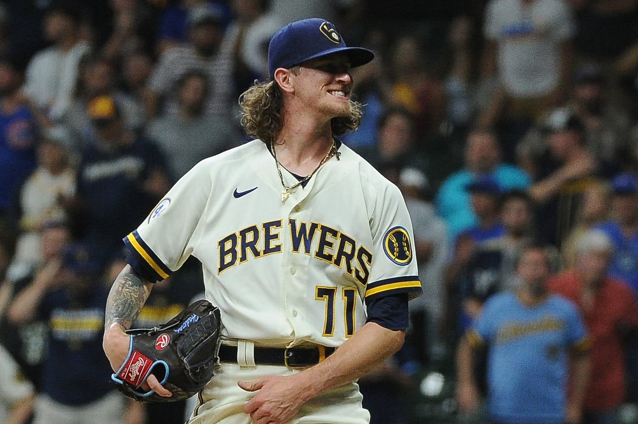 milwaukee brewers pitcher josh hader