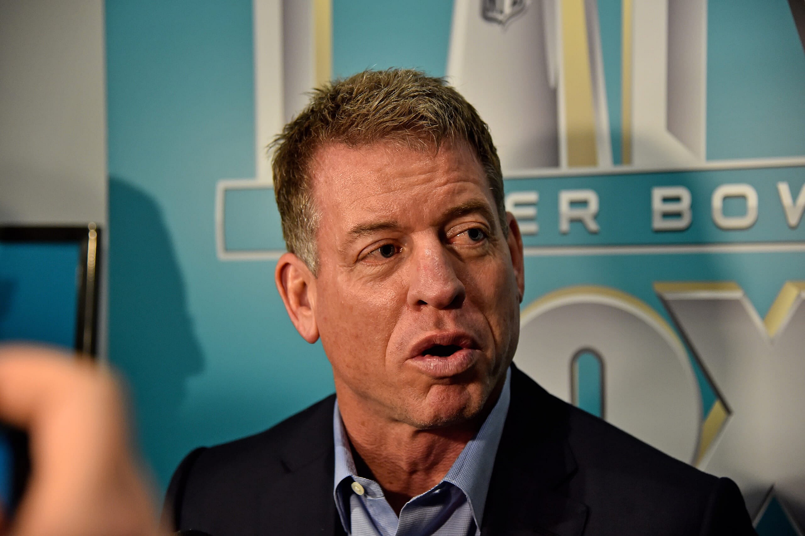 troy aikman to espn's monday night football