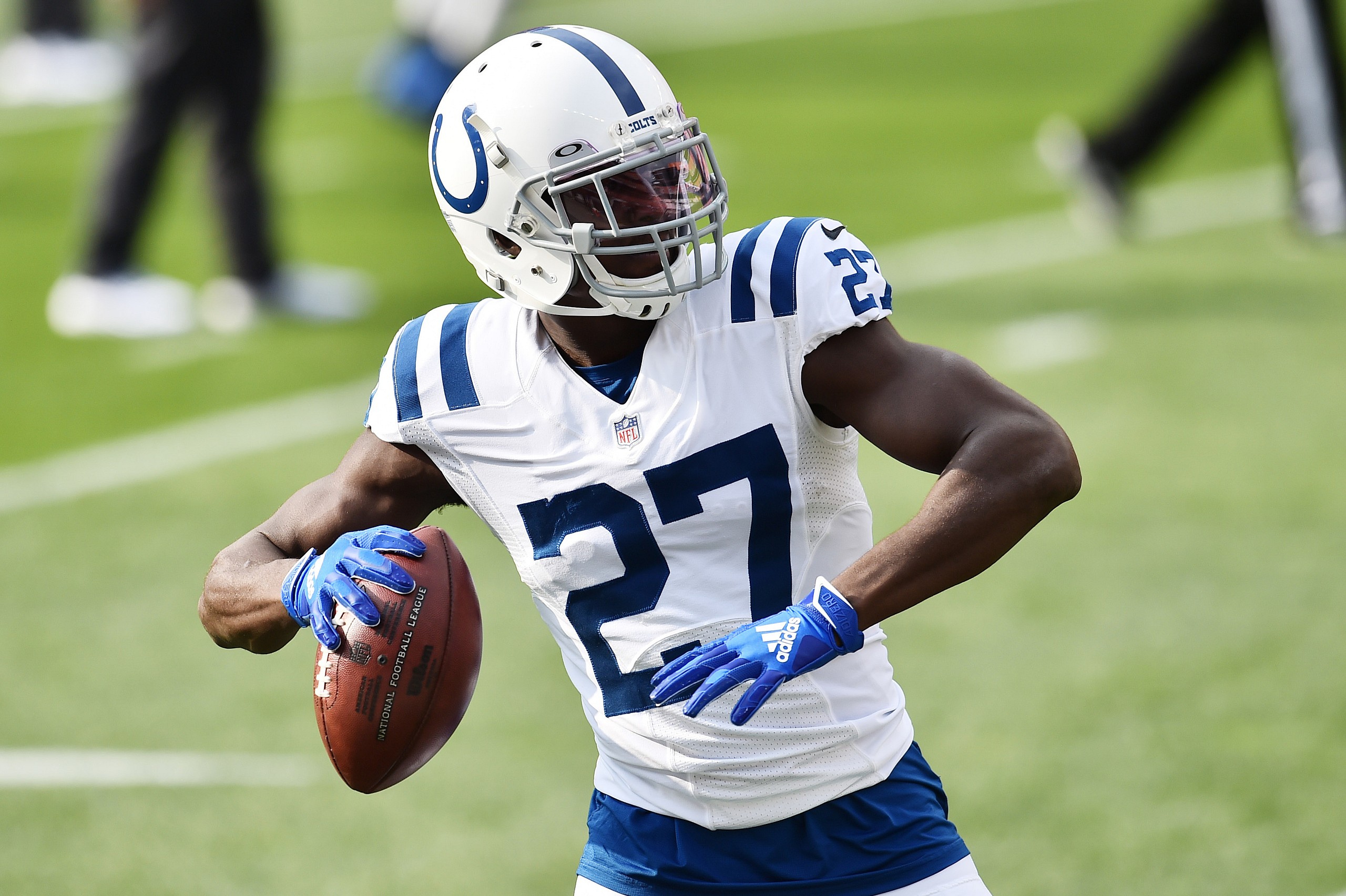 green bay packers sign xavier rhodes