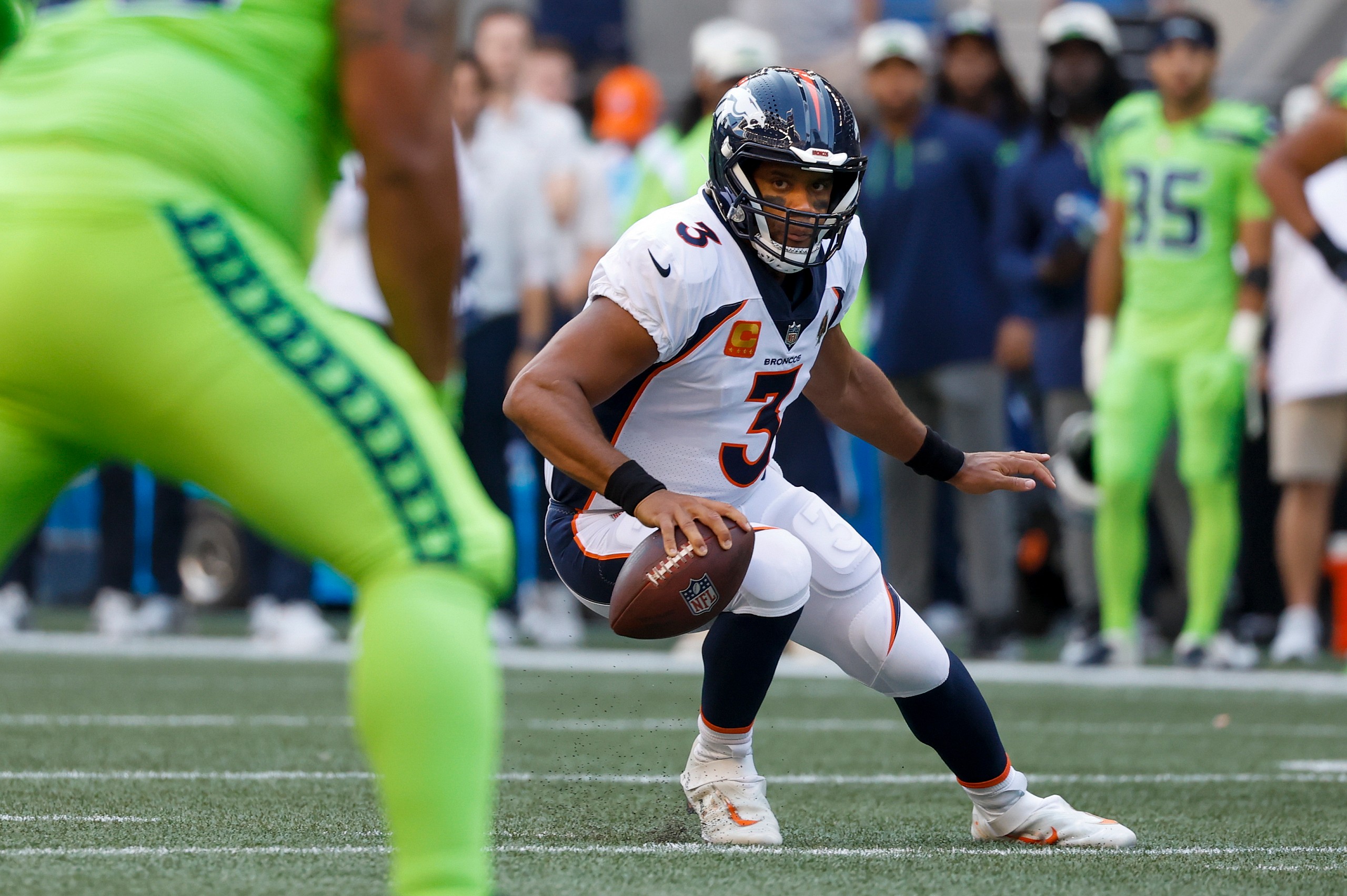 denver broncos qb russell wilson
