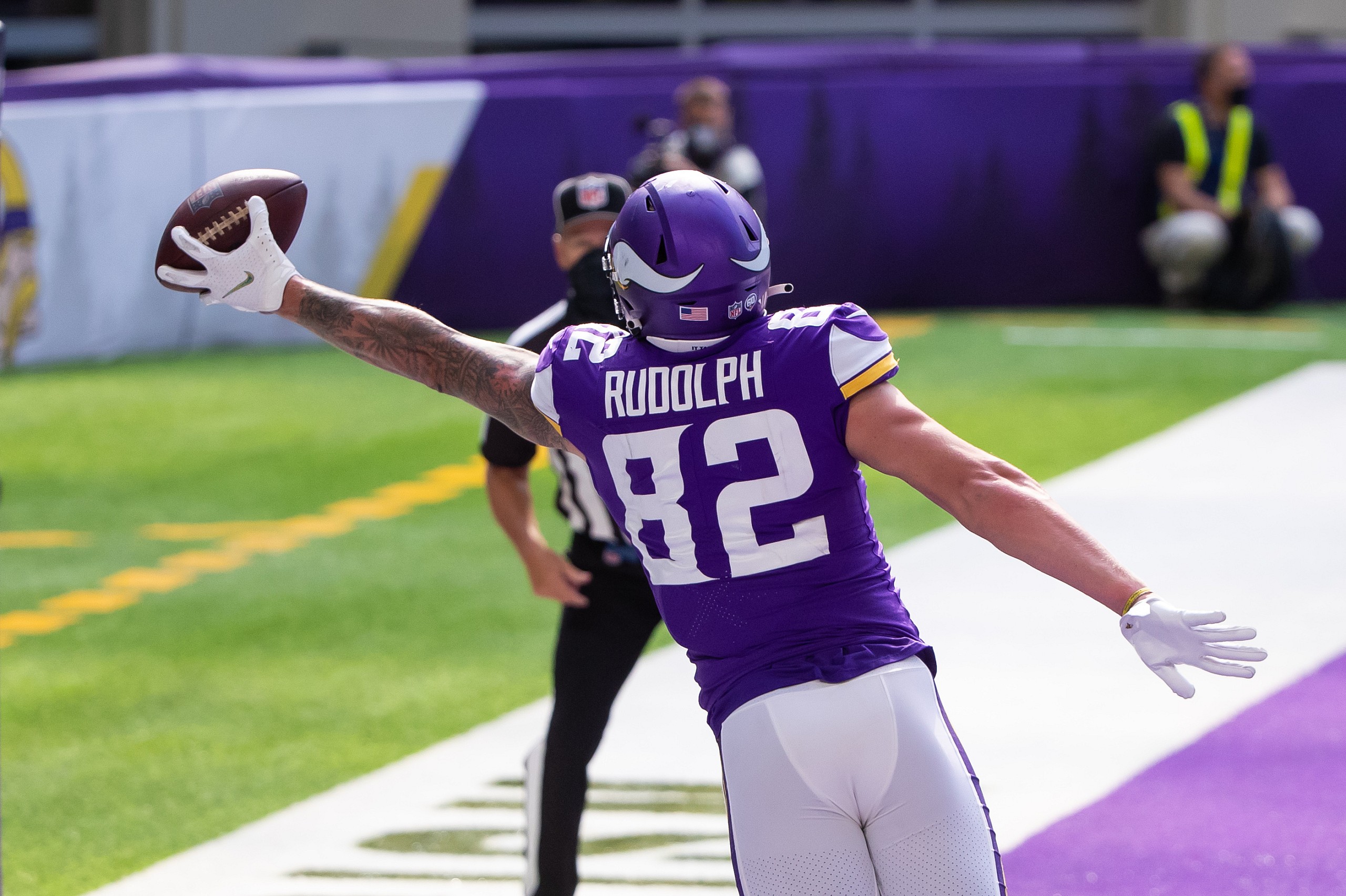 NFL: Tennessee Titans at Minnesota Vikings