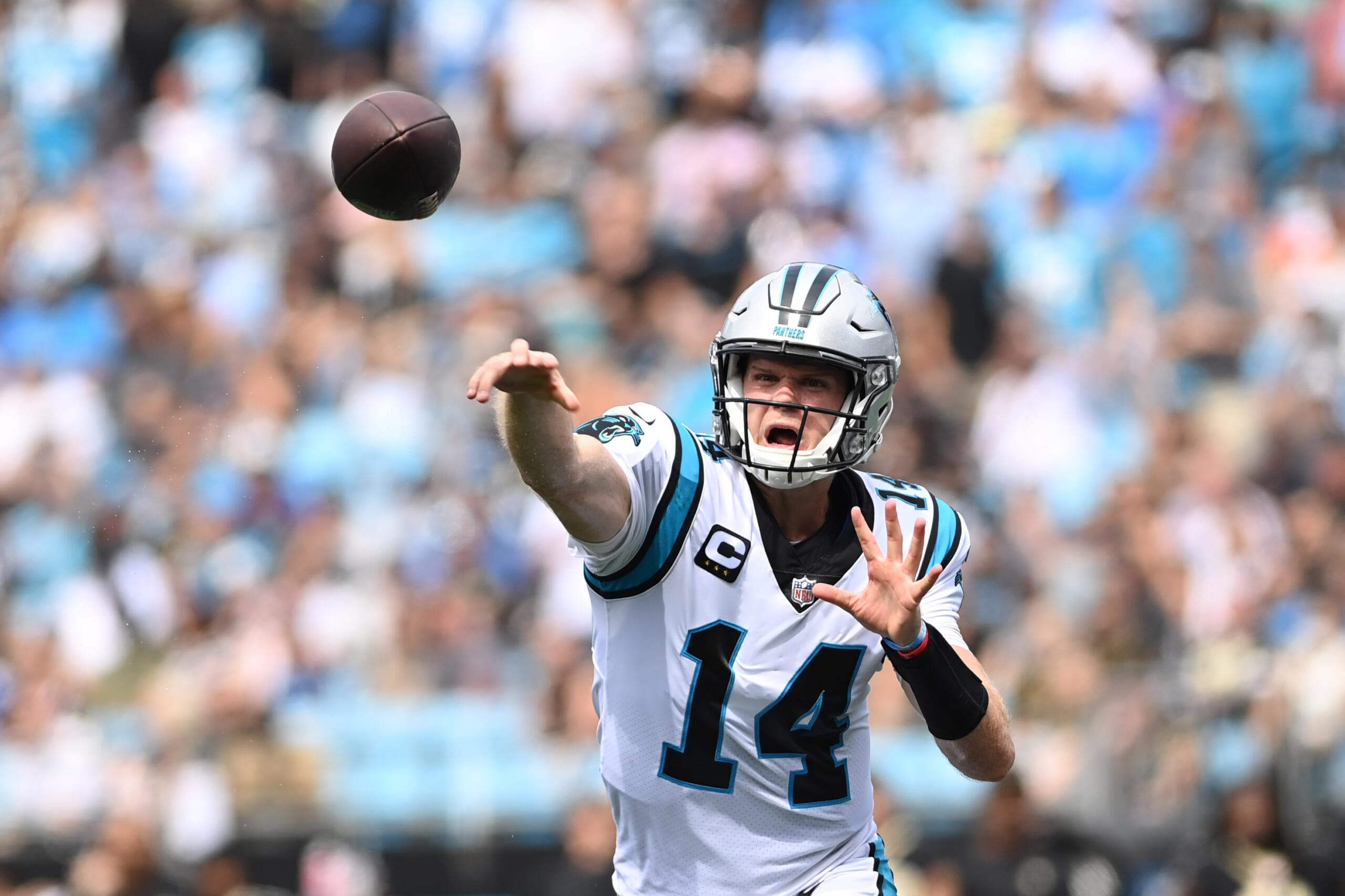 carolina panthers qb sam darnold