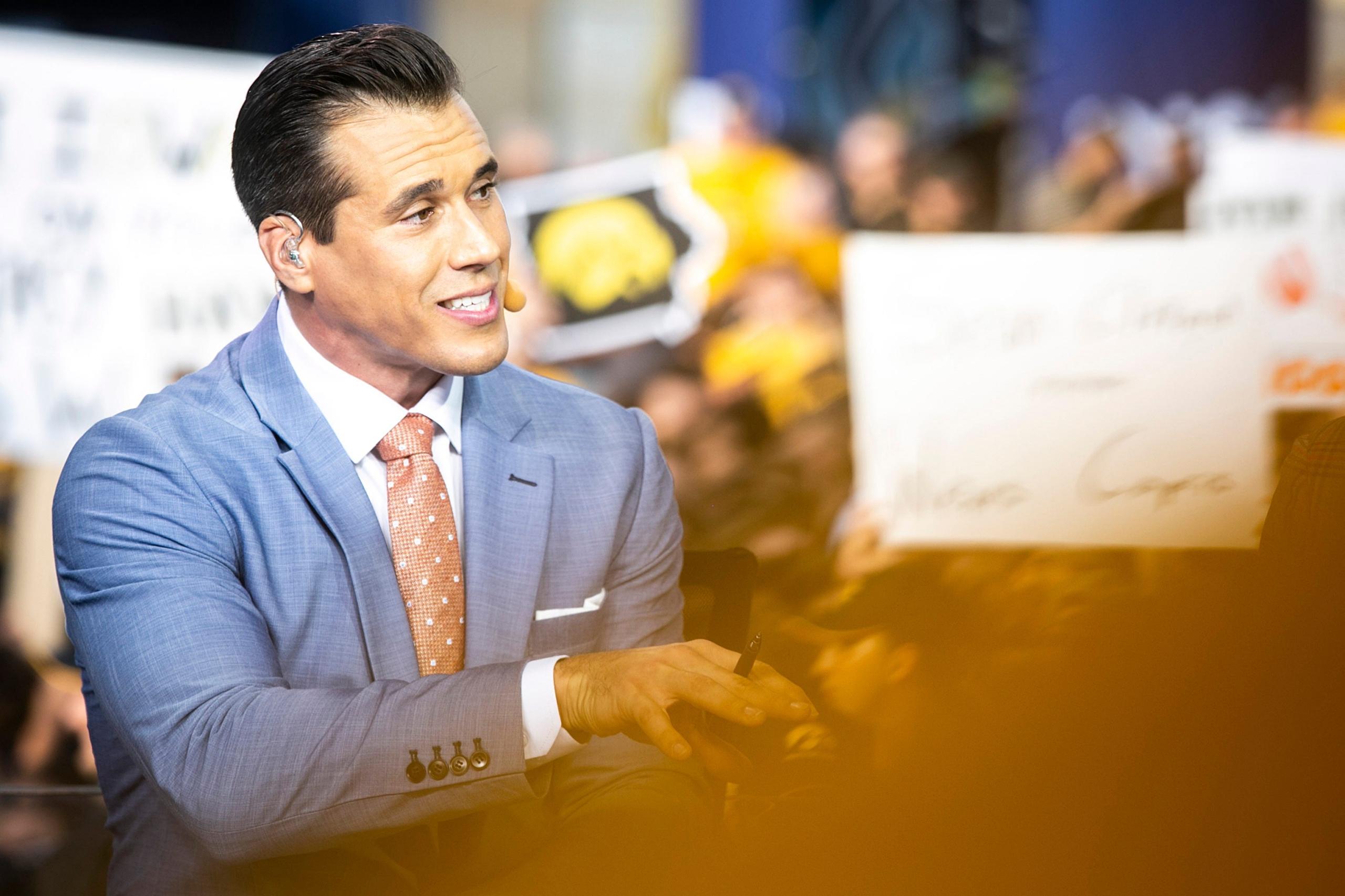 Syndication: HawkCentral