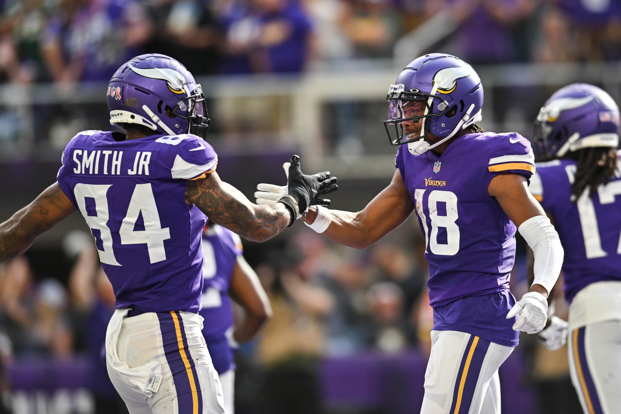 NFL: Green Bay Packers at Minnesota Vikings