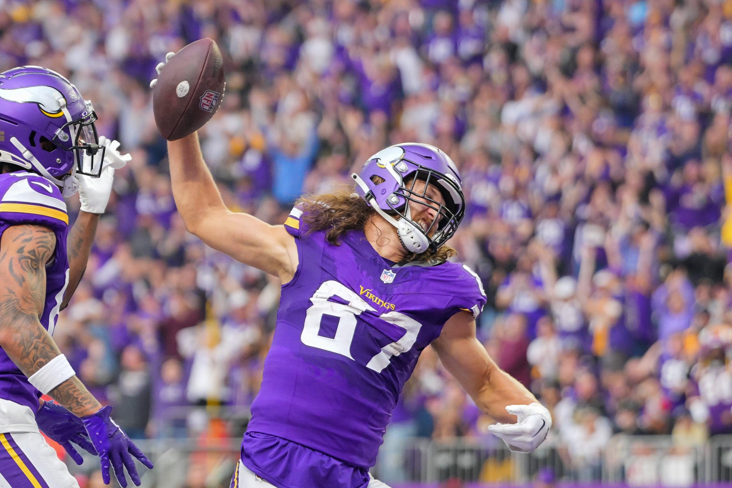 NFL: New Orleans Saints at Minnesota Vikings