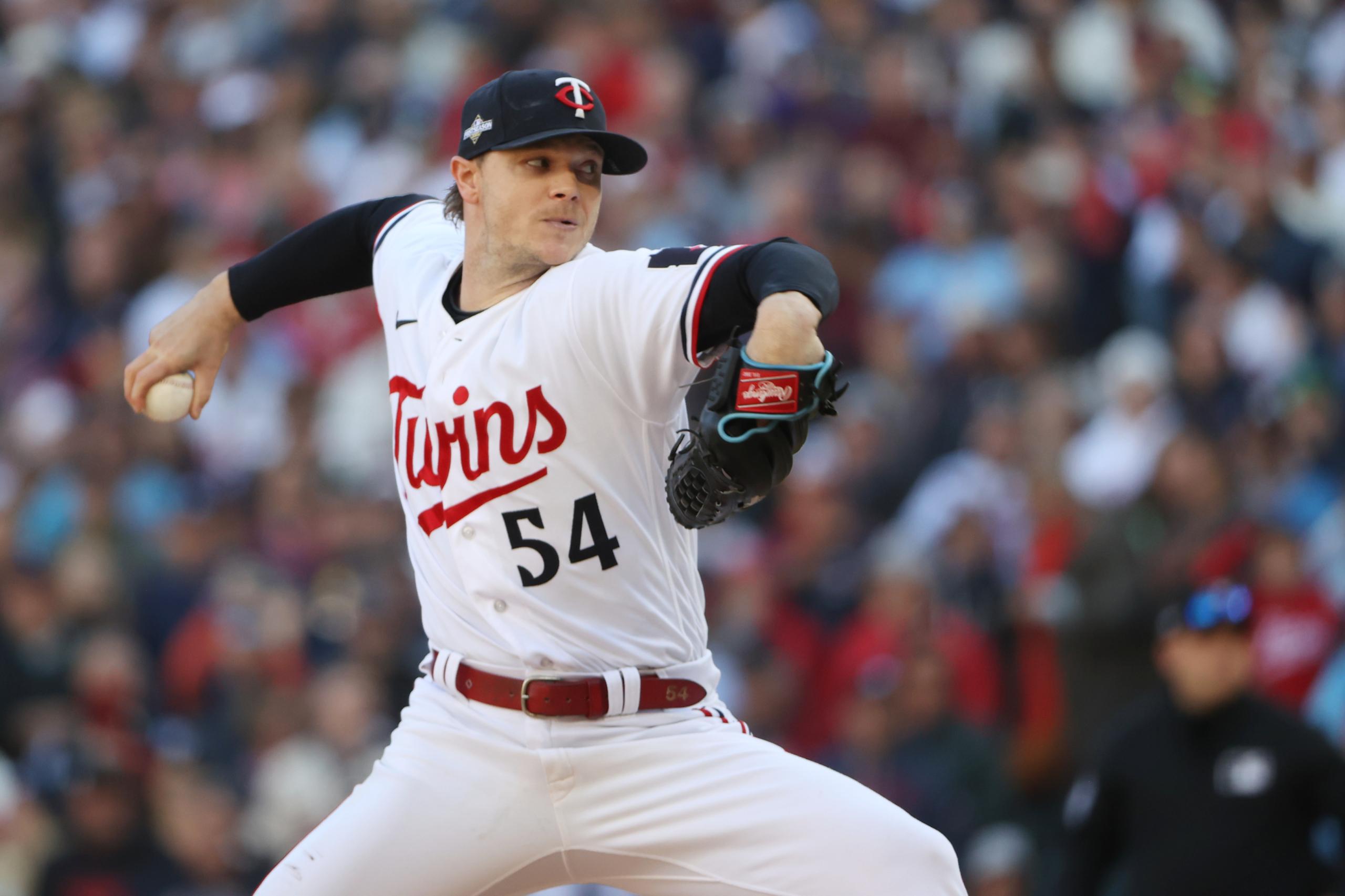 atlanta braves sign sonny gray