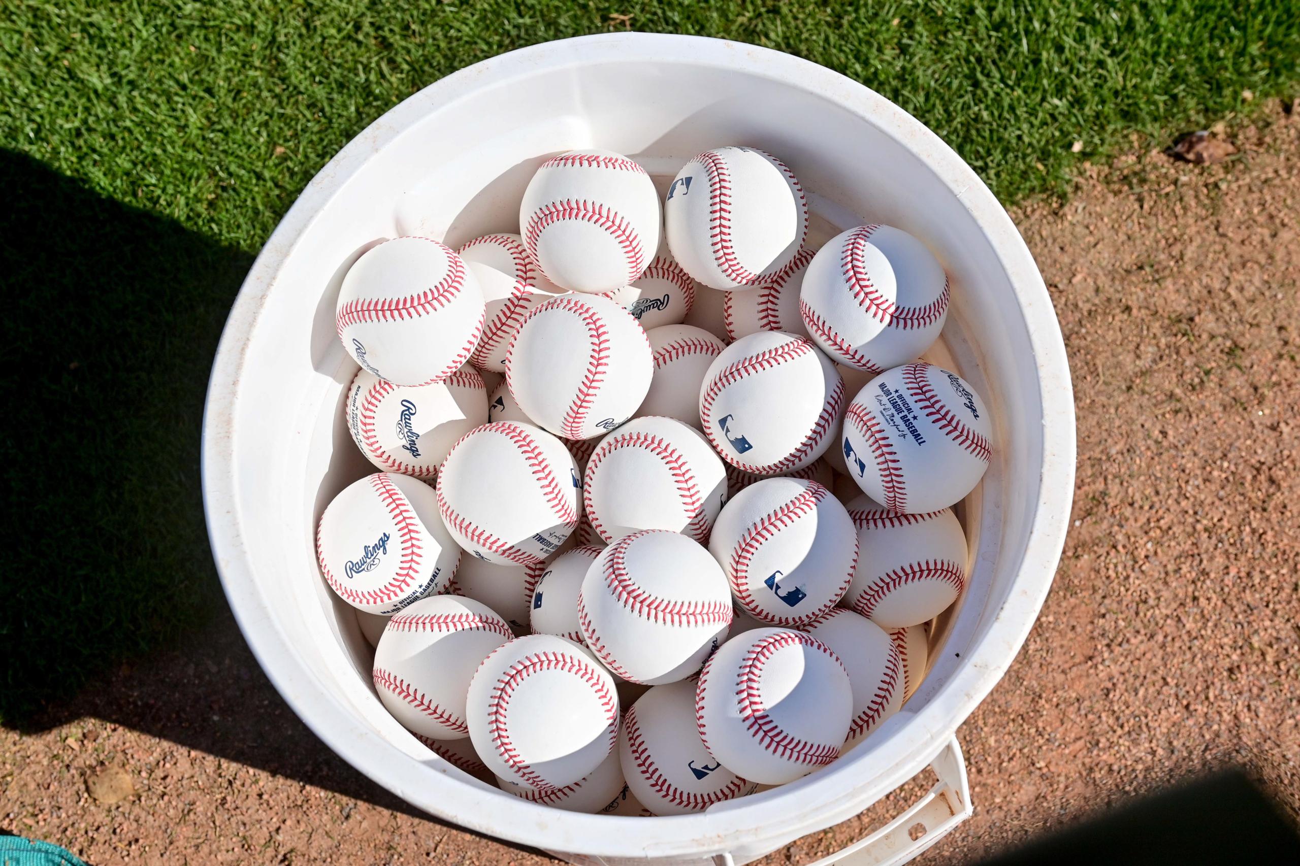 mlb