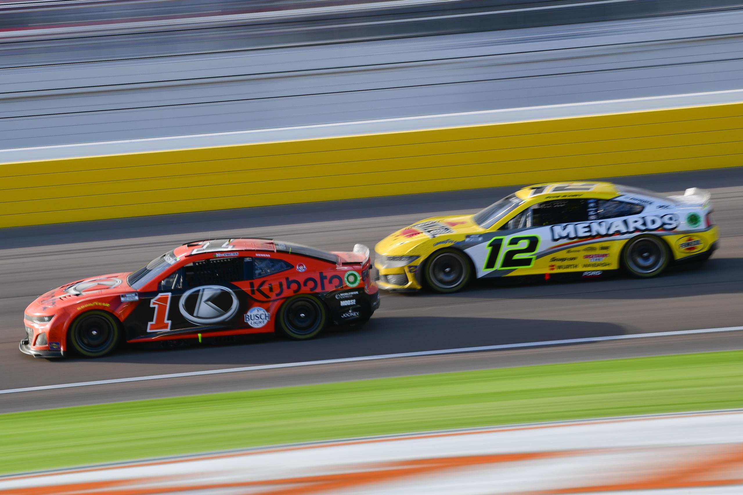 NASCAR: Pennzoil 400 presented by Jiffy Lube