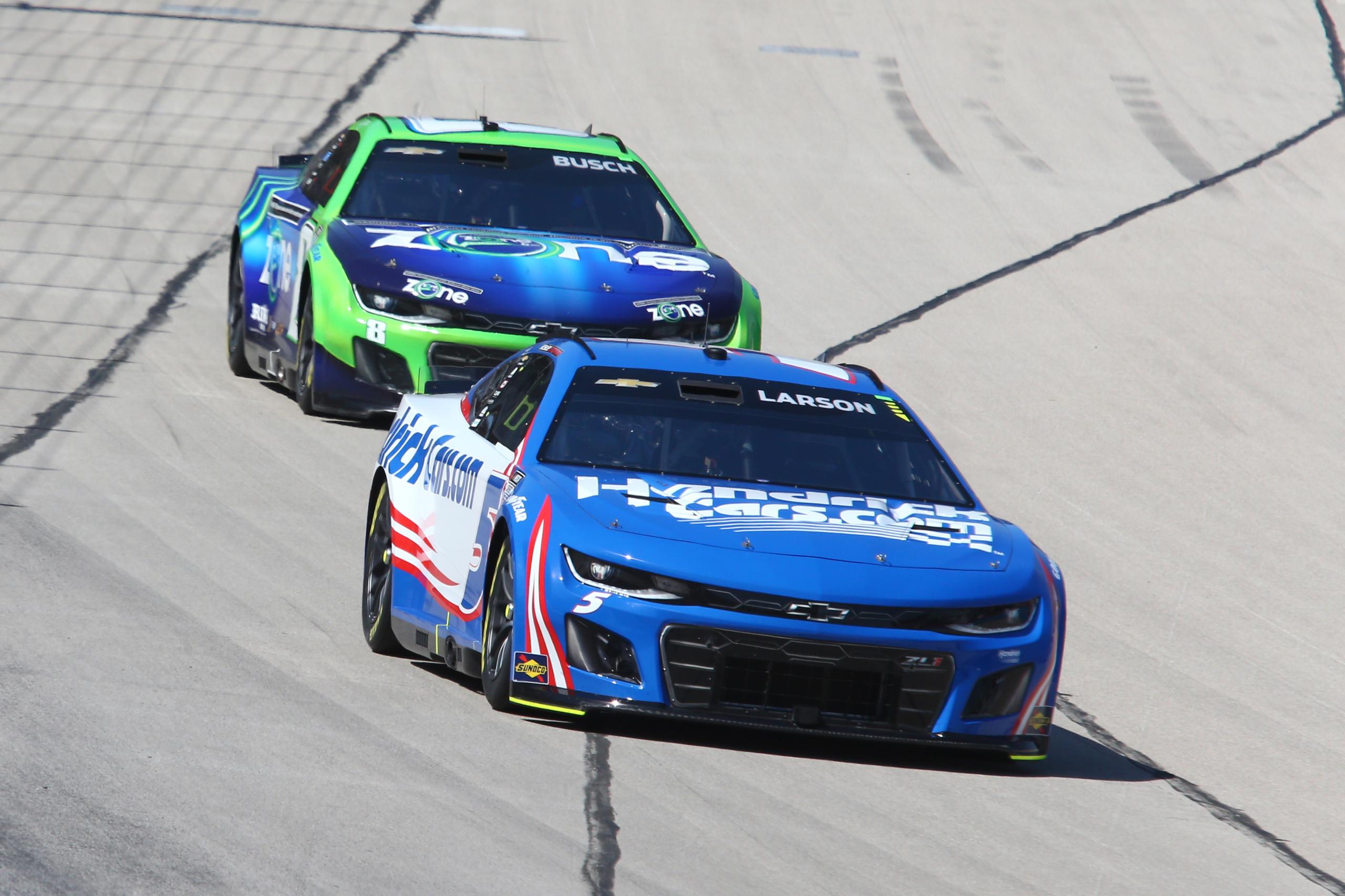 NASCAR: Autotrader EchoPark Automotive 400
