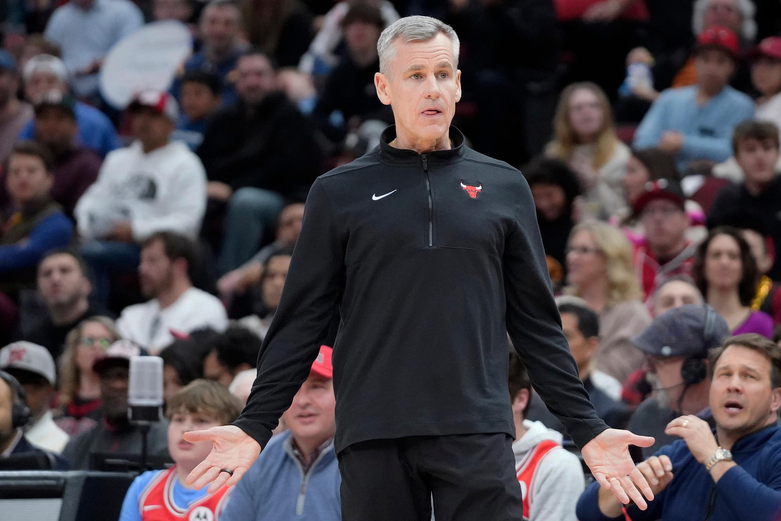 Chicago Bulls head coach Billy Donovan