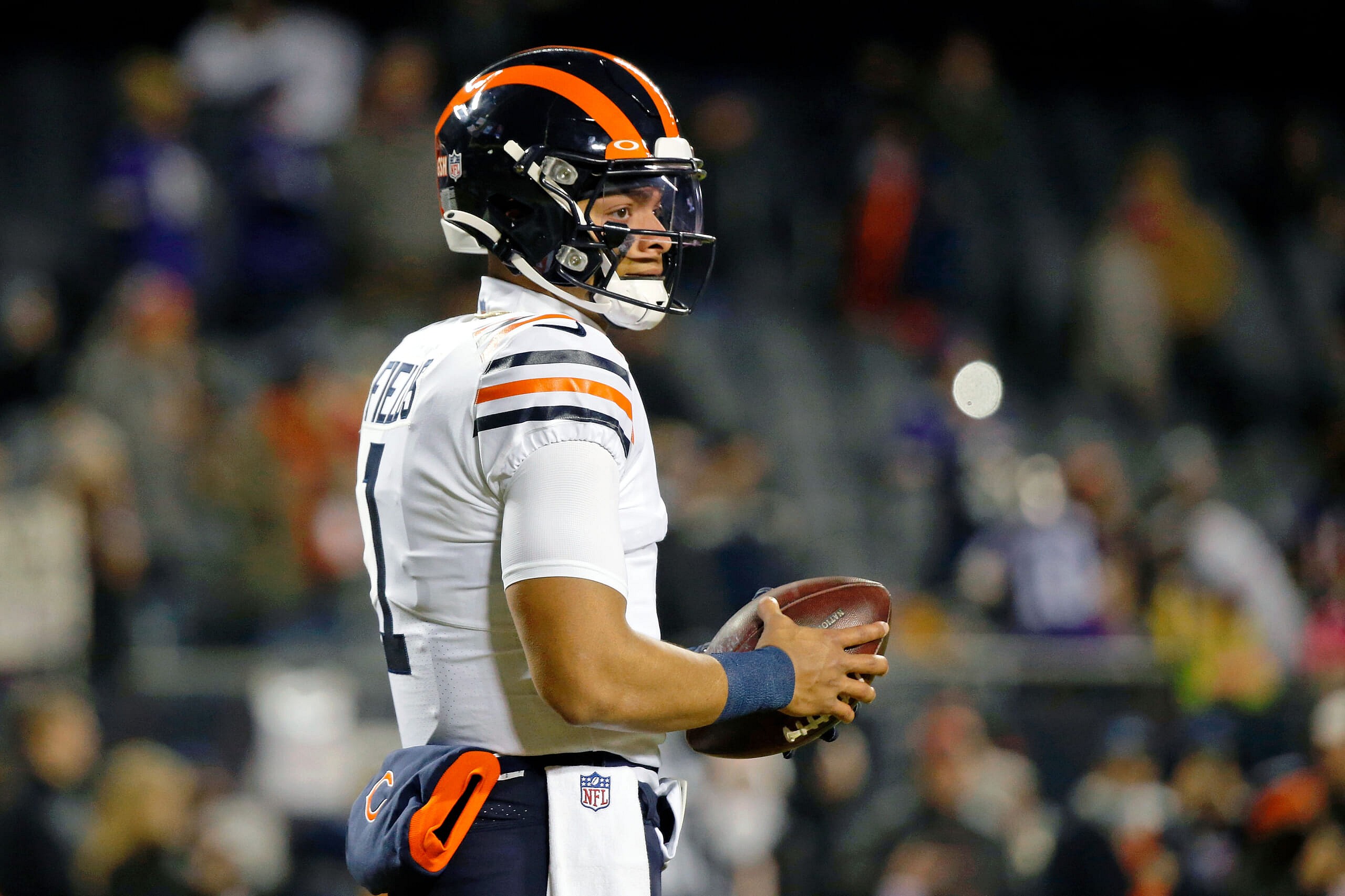 justin fields trade scenarios