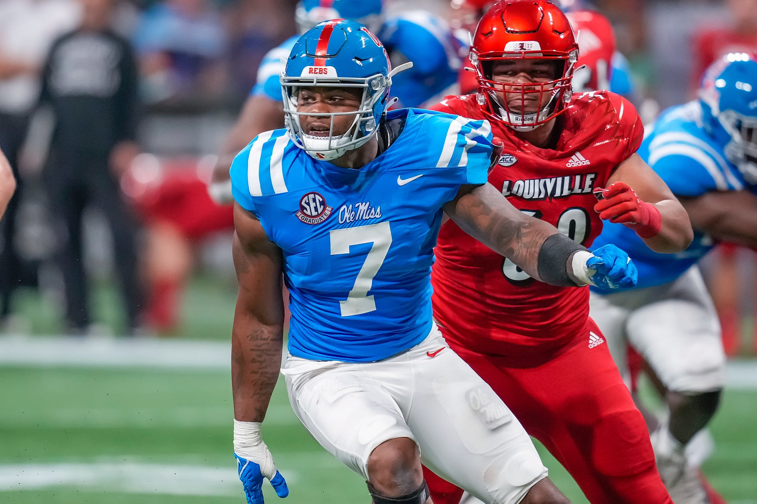 NCAA Football: Louisville at Mississippi