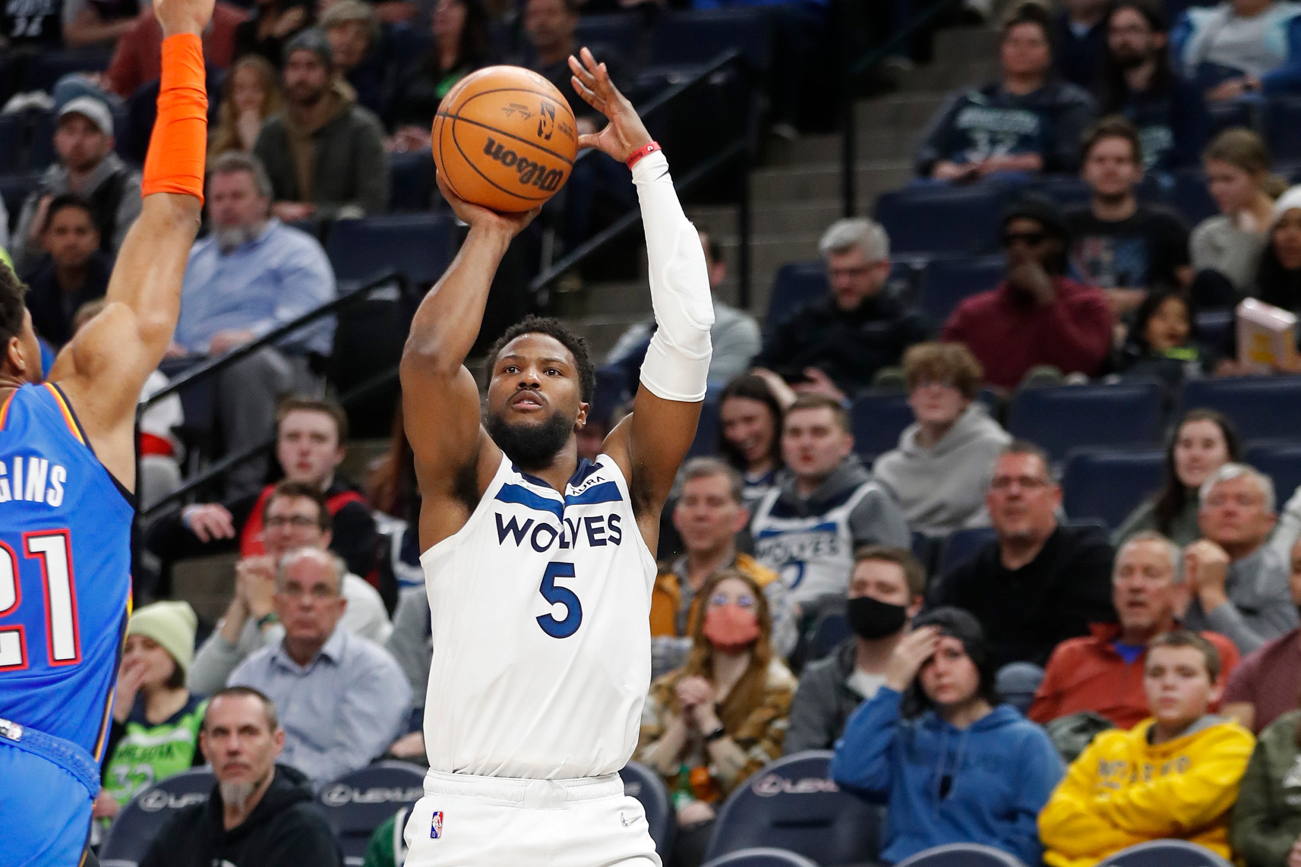 NBA: Oklahoma City Thunder at Minnesota Timberwolves