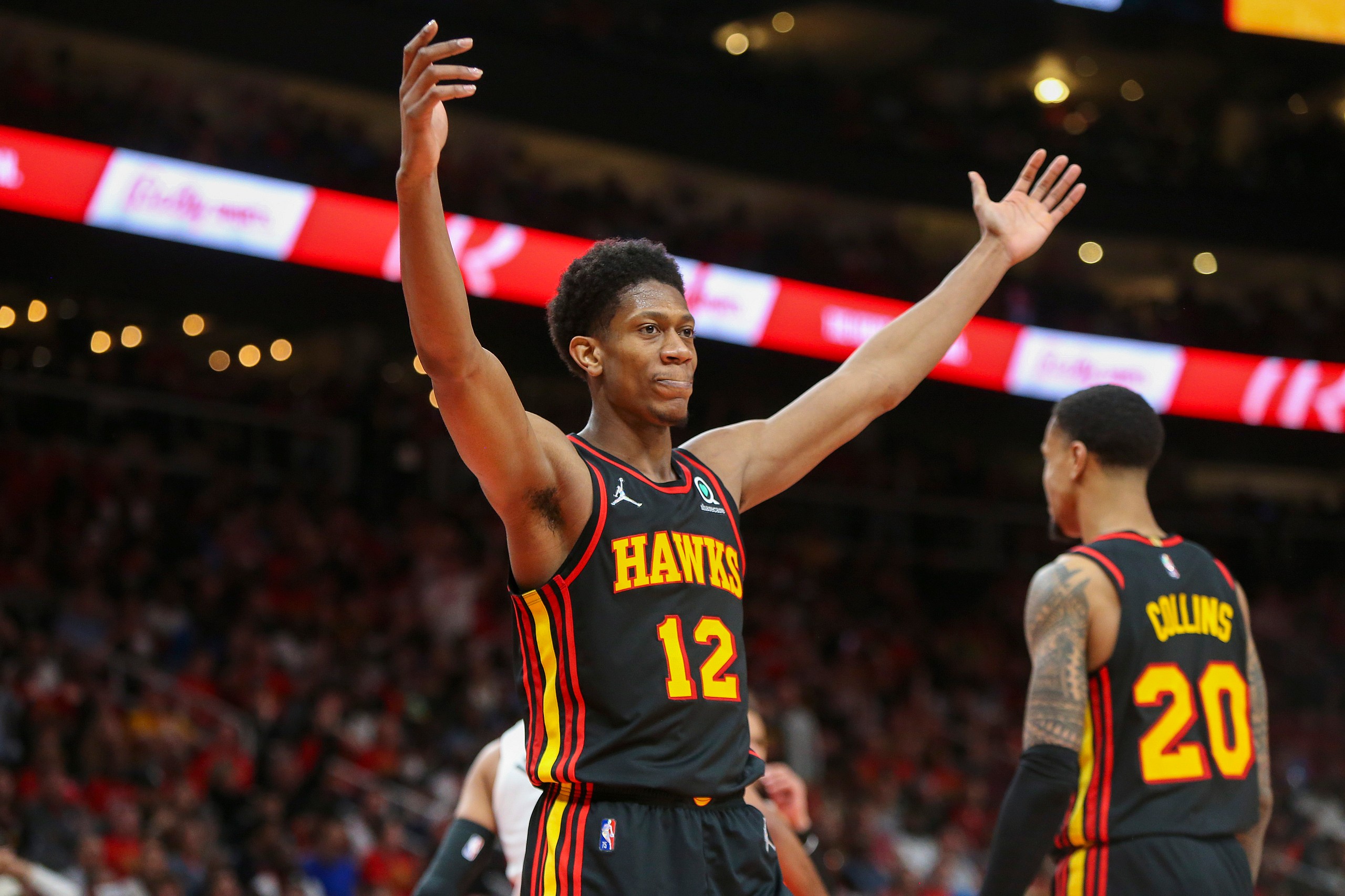 sacramento kings trade for de'andre hunter