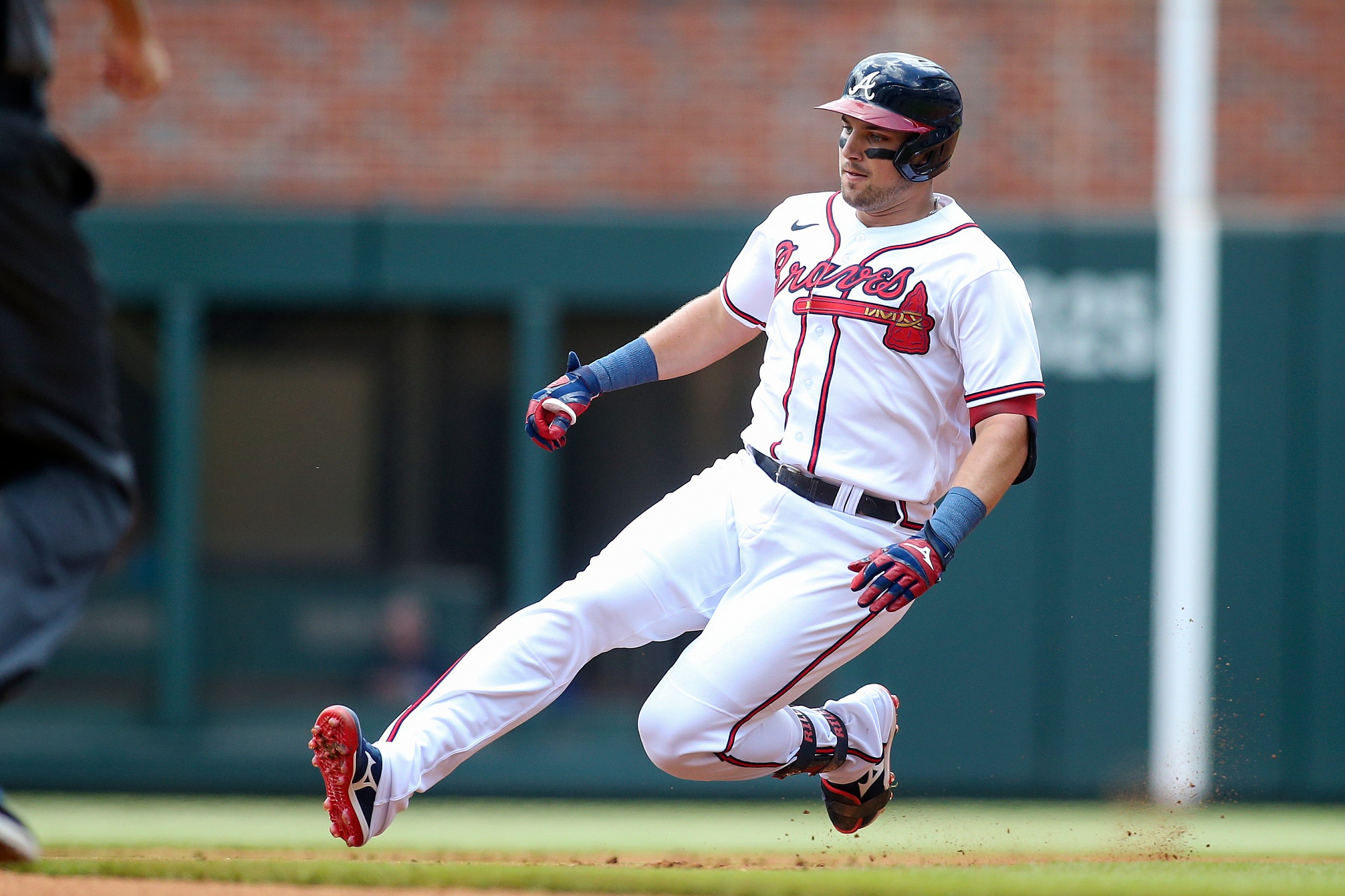 austin riley contract, atlanta braves