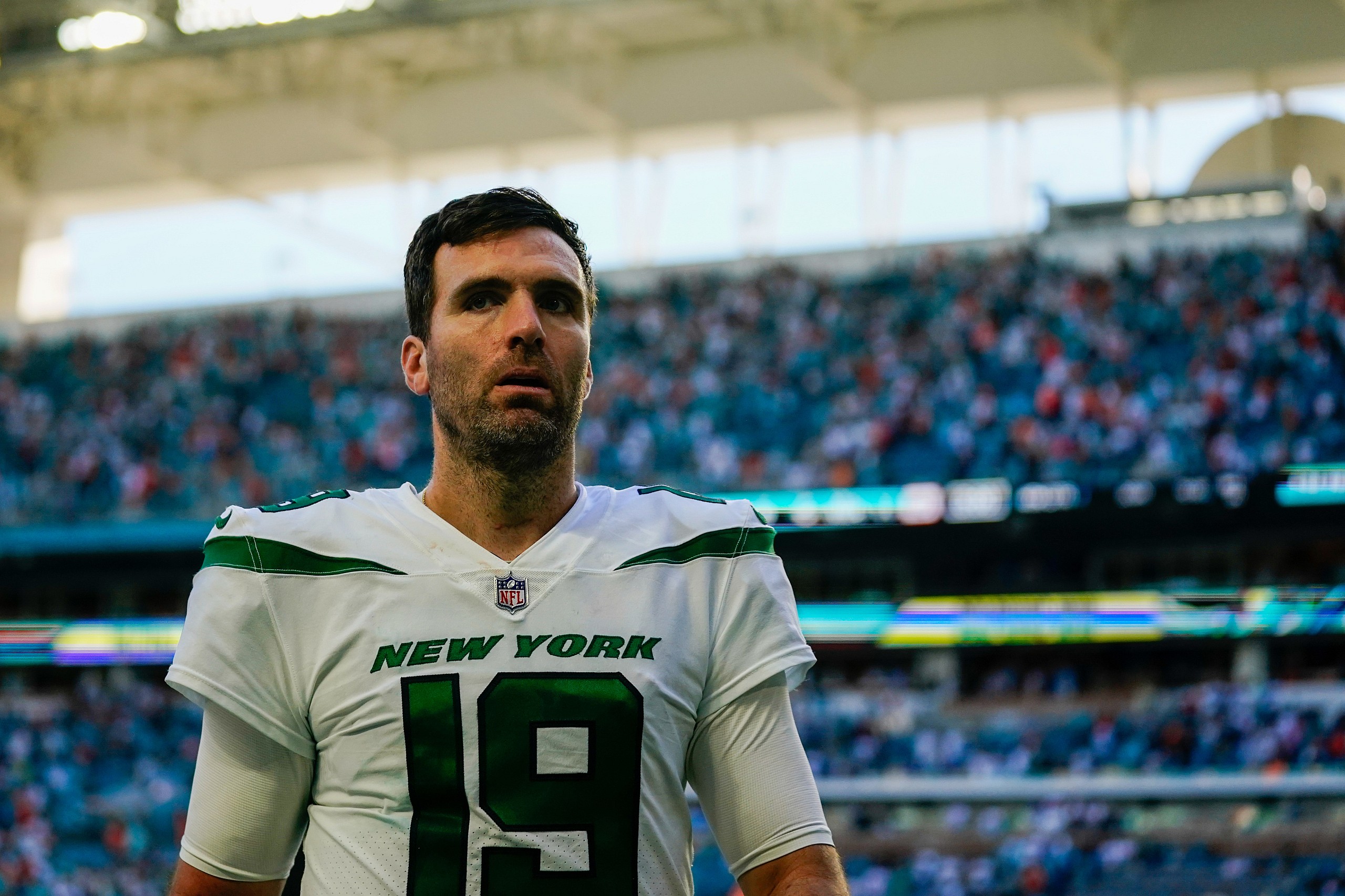 cleveland browns sign joe flacco